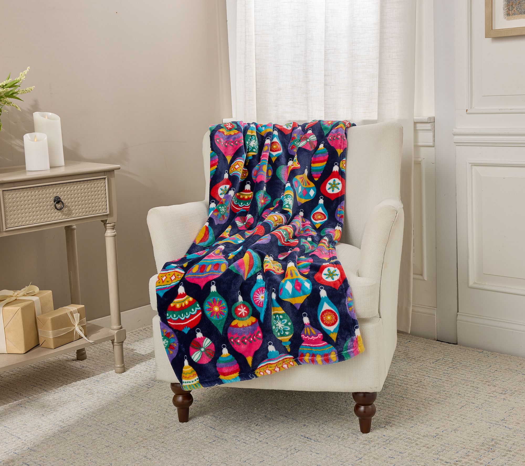 Kringle Express Oversized 60x80 Plush Holiday Throw