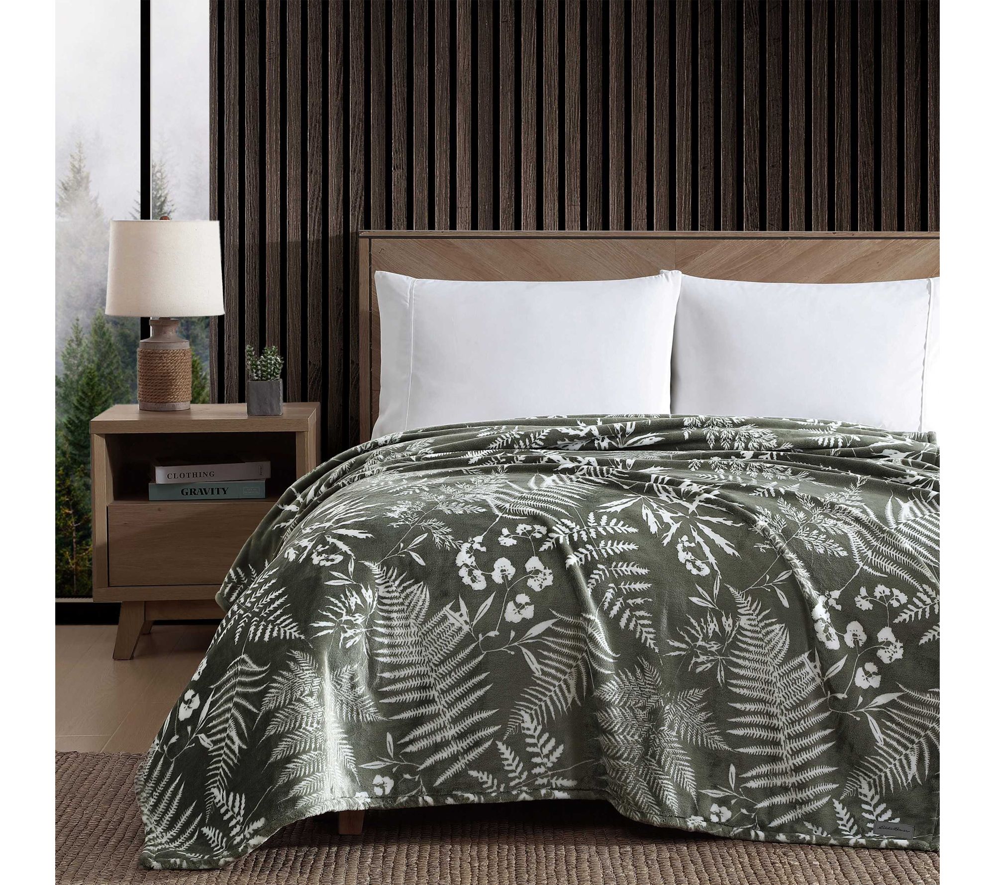 Eddie Bauer Fern Garden Green Plush Fleece KingBlanket