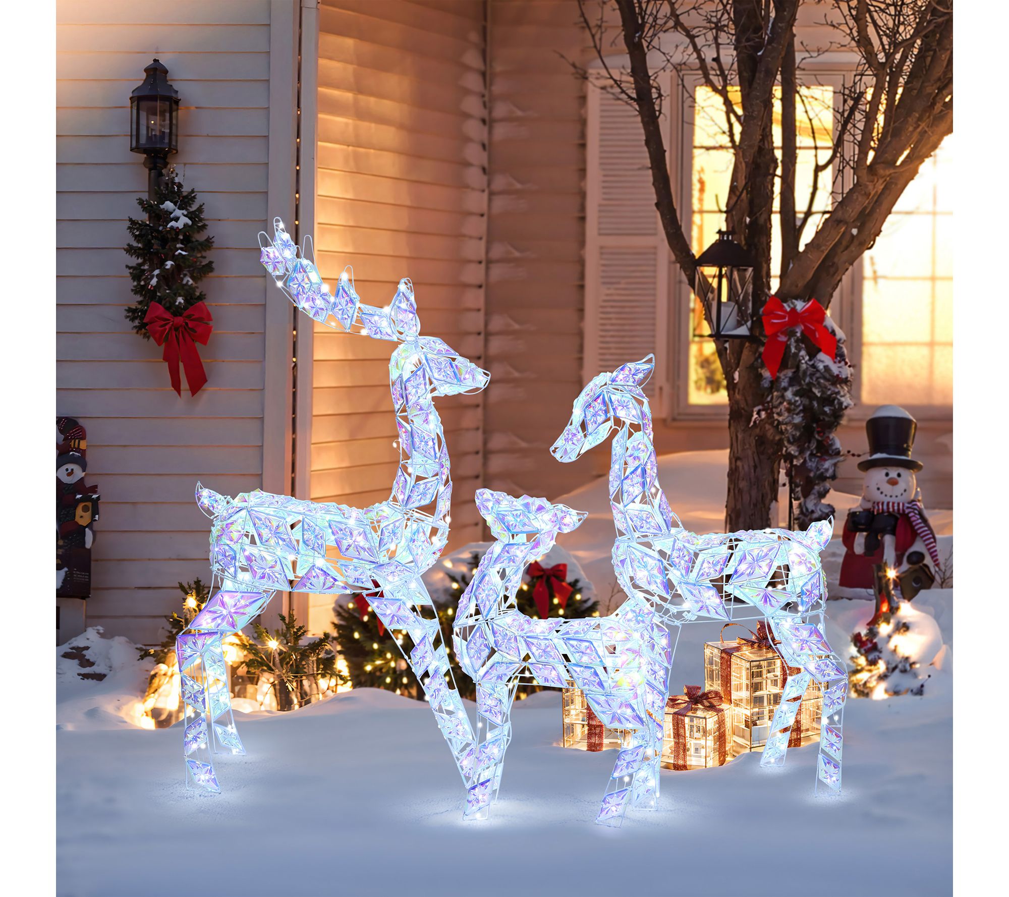LuxenHome 3-Pc Multicolor Deer Decoration w/ 460 Cool Lights