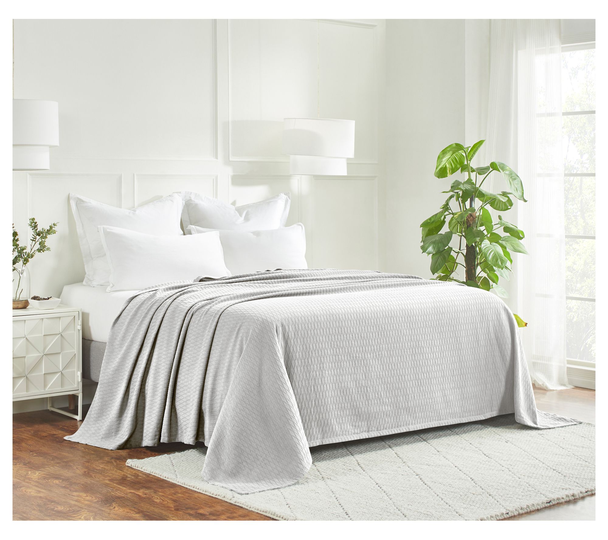 Superior All-Season Cotton Diamond Throw Blanke t