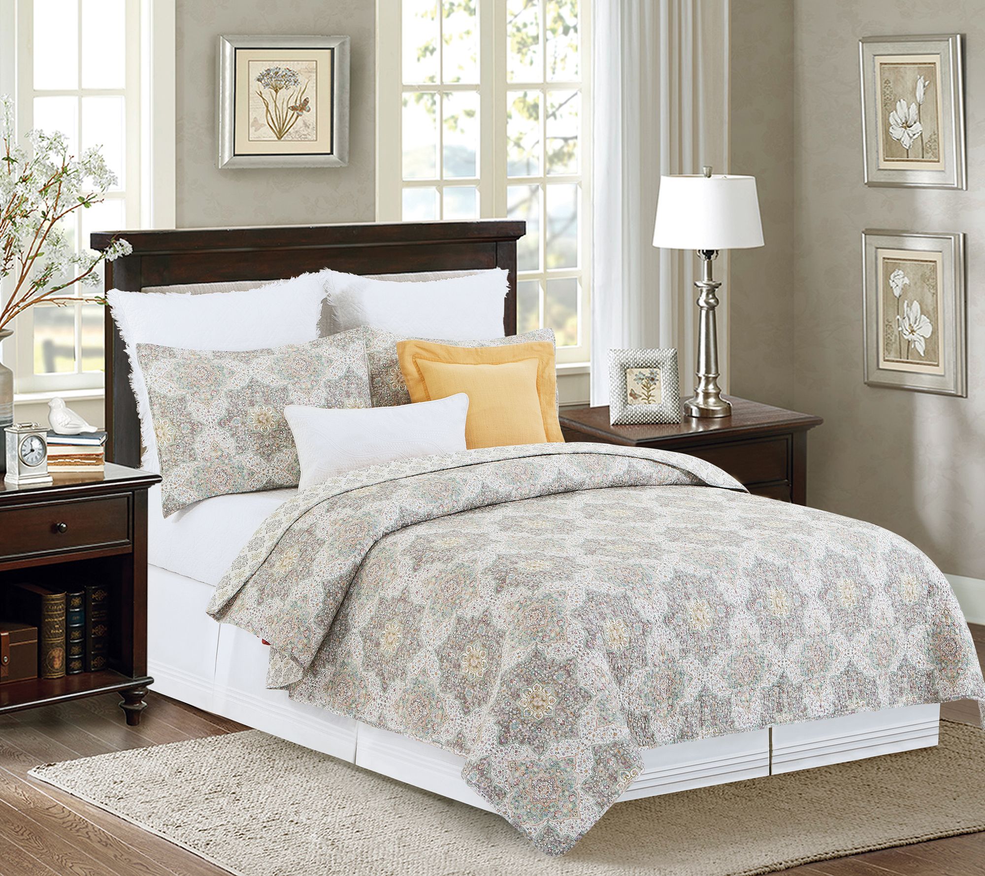 Elaina King Quilt Set by Valerie
