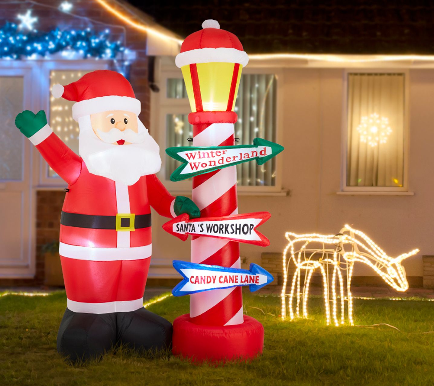 Glitzhome 7' Lighted Inflatable Santa w/ Lamp Pst Sign Decor