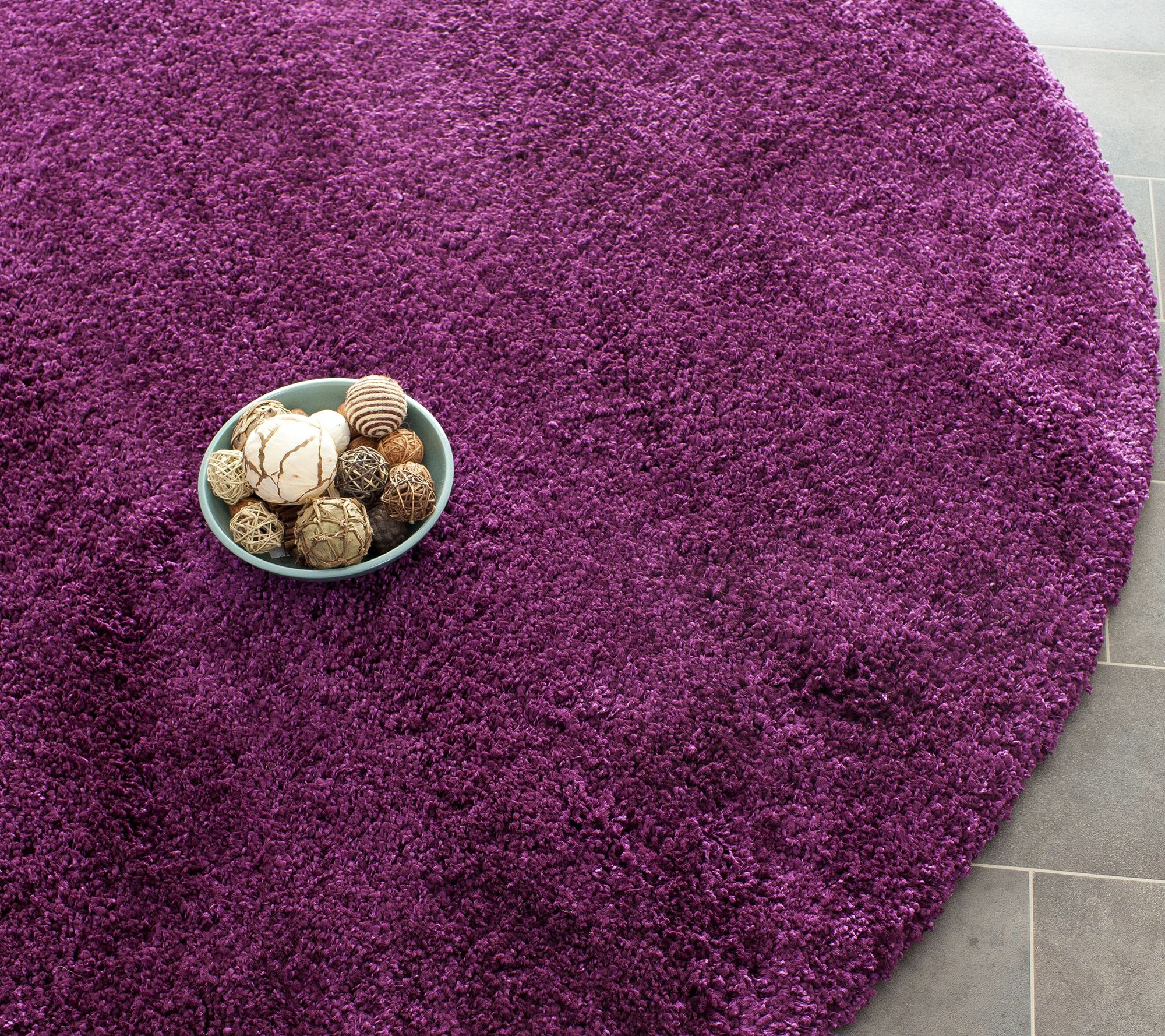 California Shag 4'Diam Round Rug from Safavieh