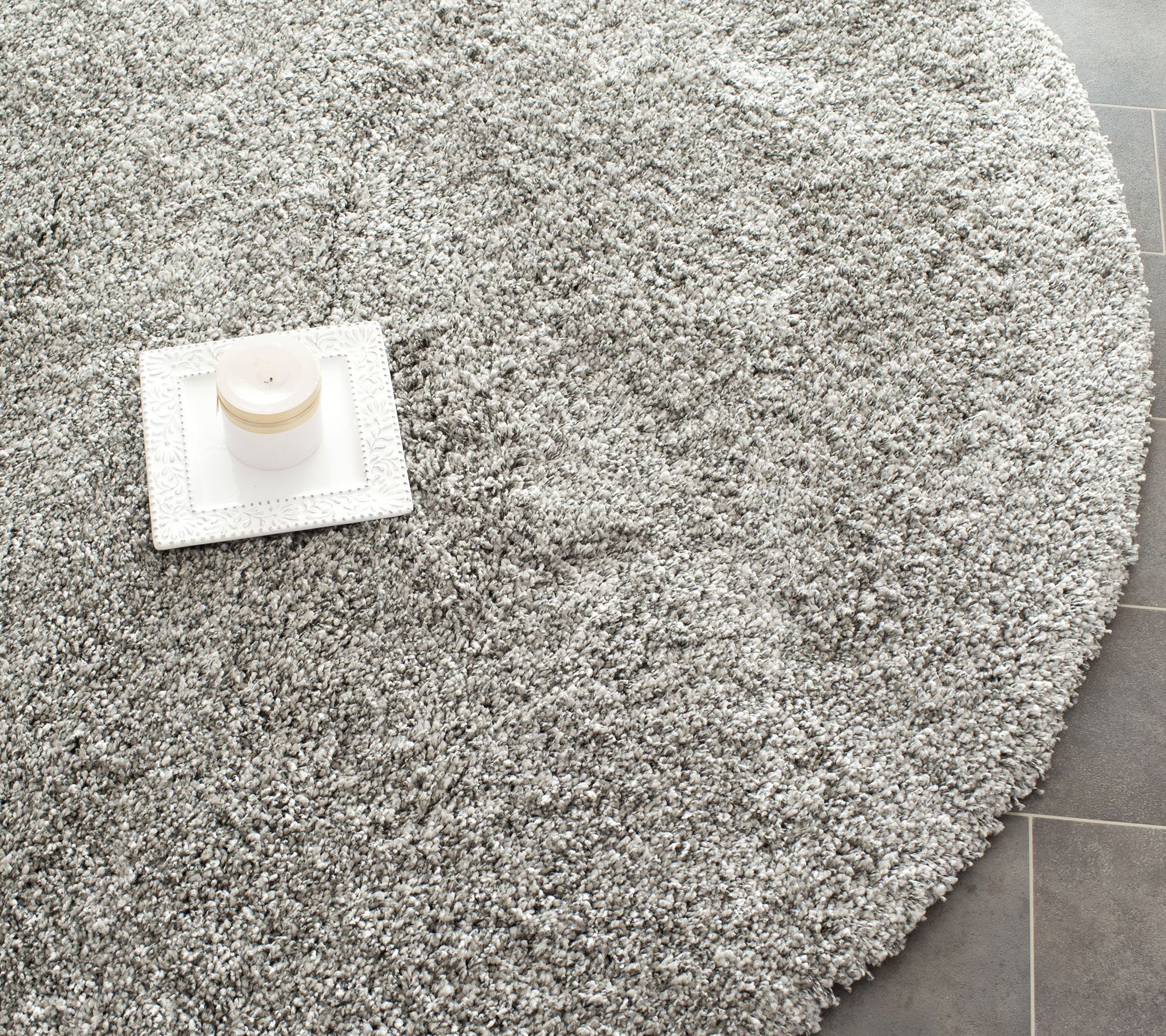 California Shag 4'Diam Round Rug from Safavieh