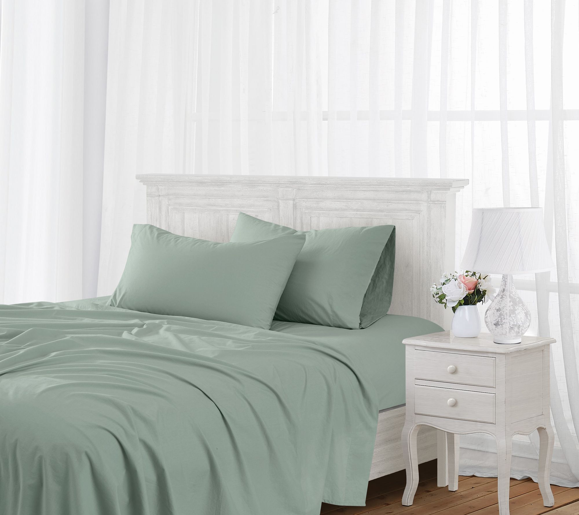 The Farmhouse by Rachel Ashwell Washed Cotton Queen Sheet Set