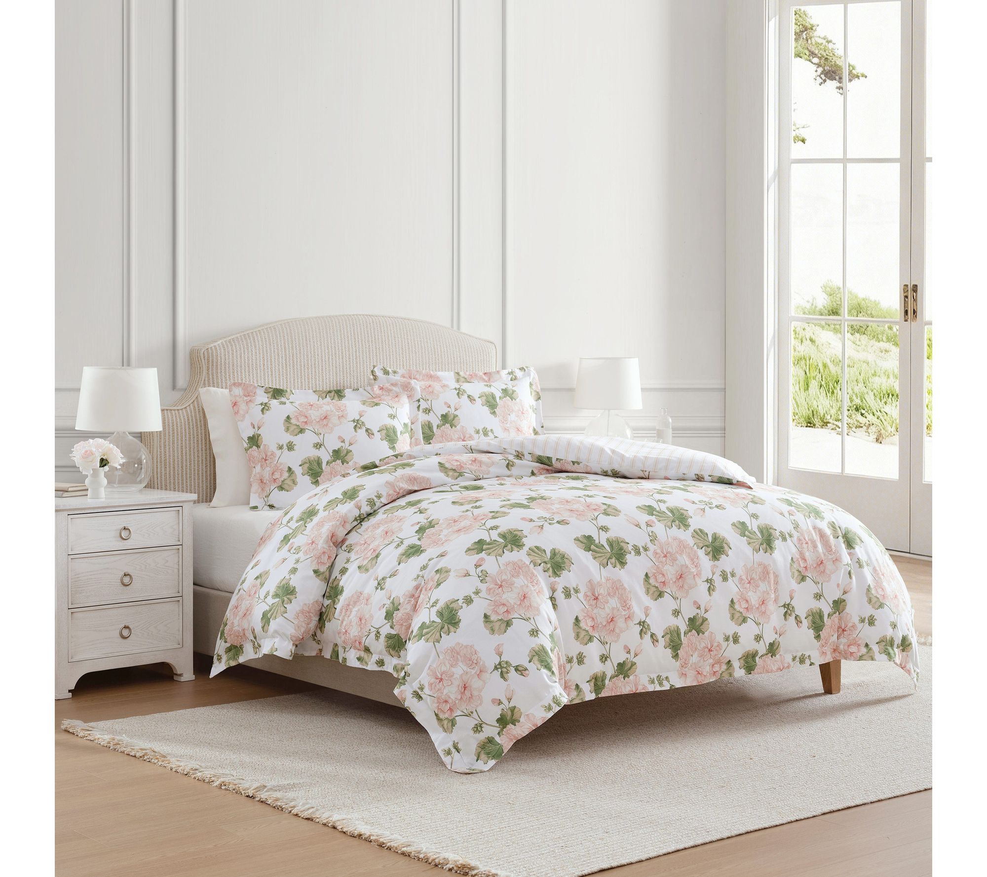 Martha Stewart Geranium Bloom Pink Cotton QueenComforter Set