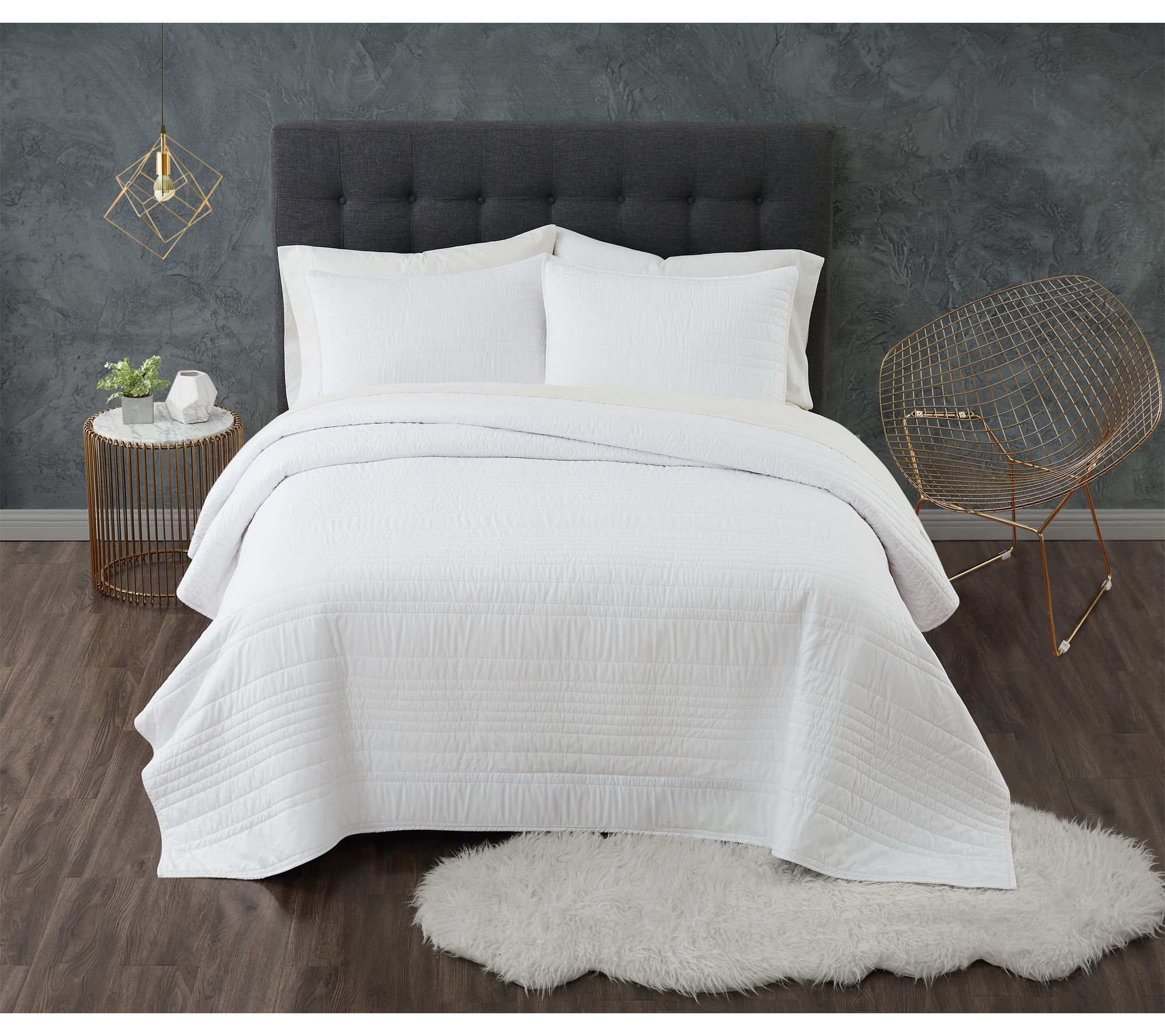 Truly Calm Antimicrobial King Quilt Set