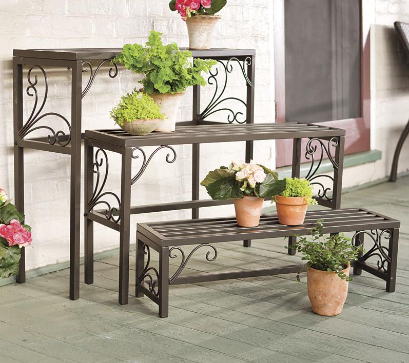 Evergreen Nesti ng Metal Plant Stands with Scr ollwork, Set of