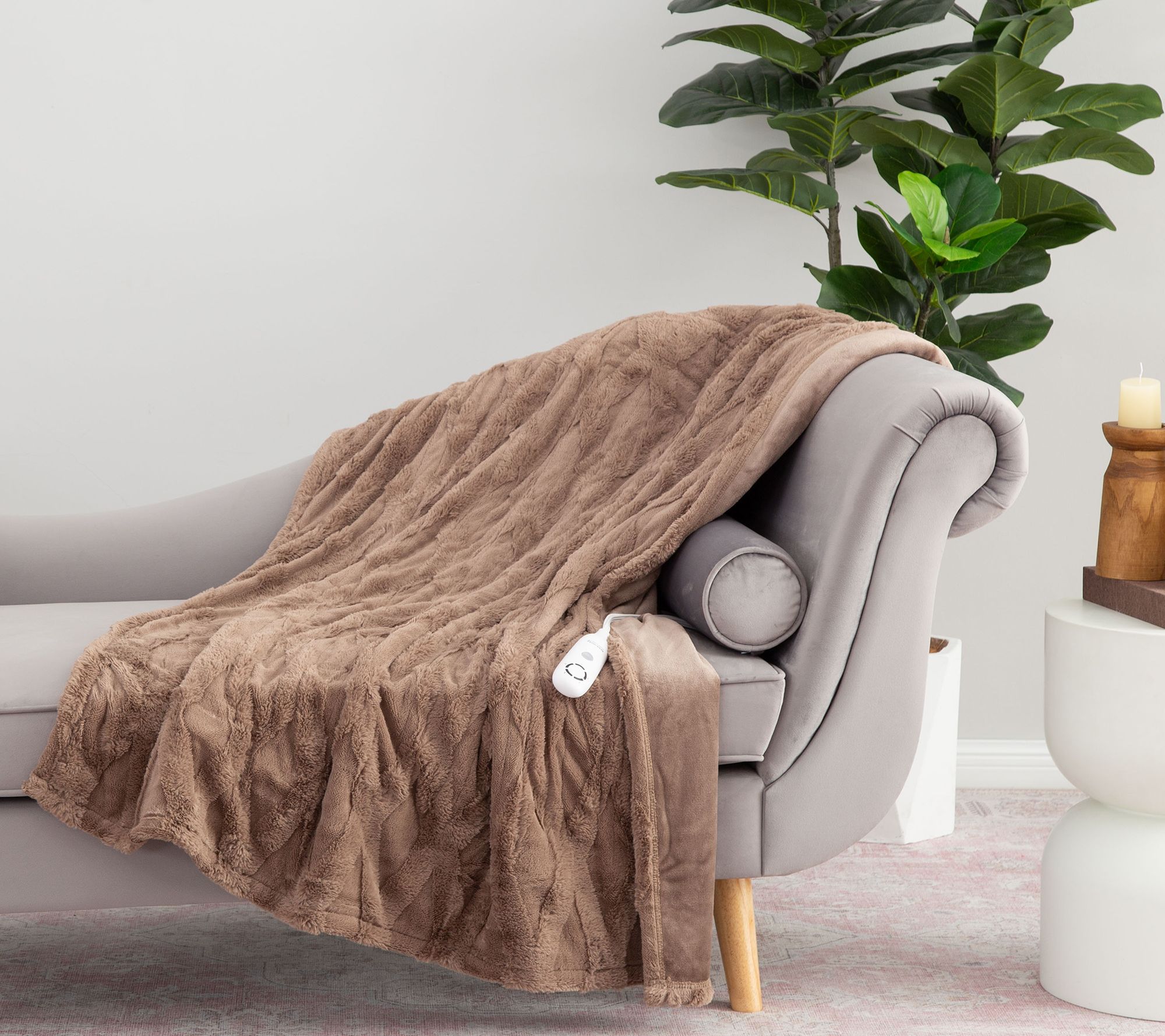 Berkshire Diamond Quilted Grace Fur 50x60 Heated Throw