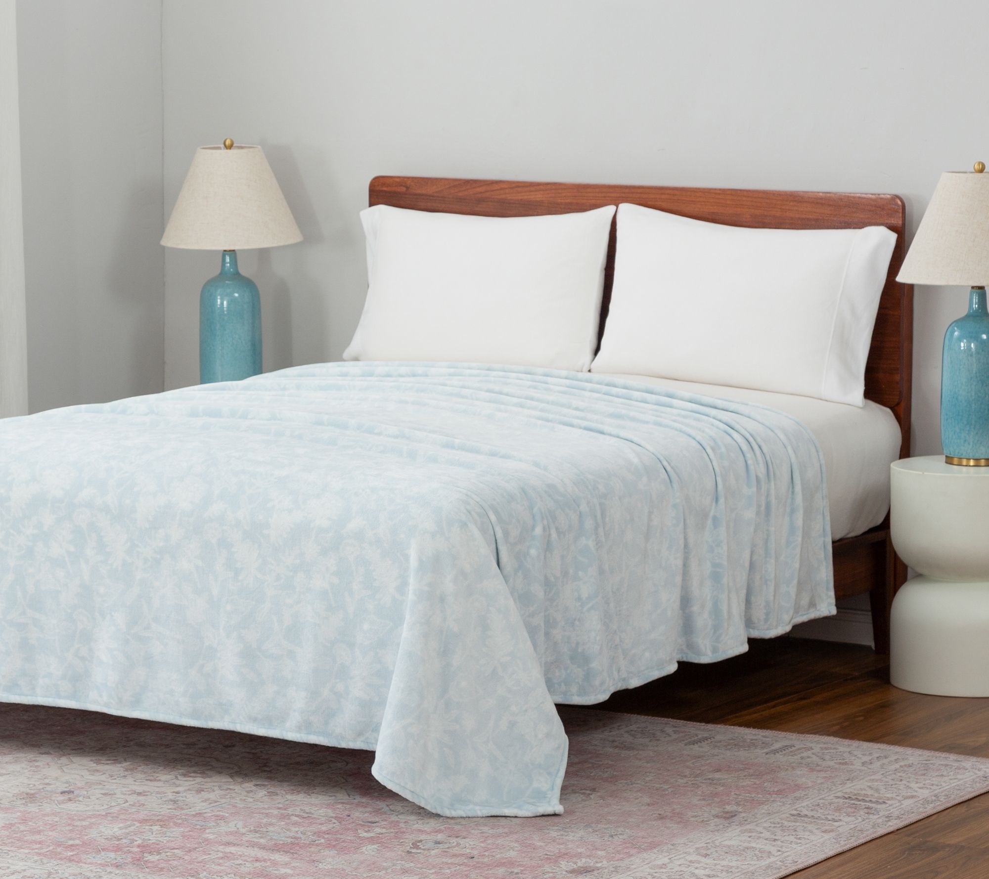 "As Is" Berkshire Farmhouse Fleur Printed Blanket Velvetsoft-King