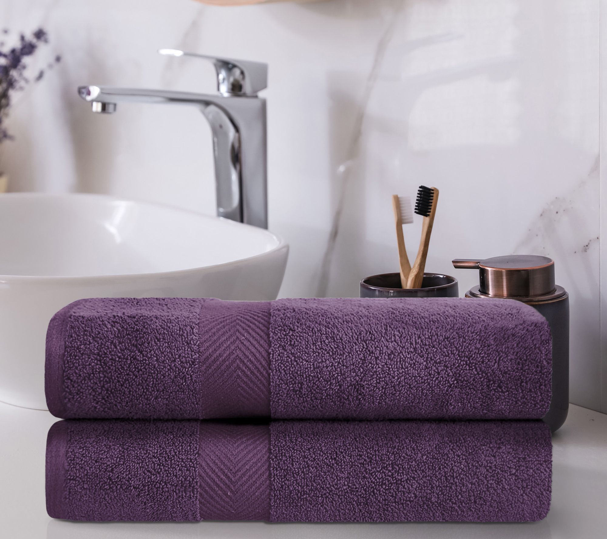 Superior Cotton 2-Piece Ultra Soft Zero-Twist Bath Towel Set