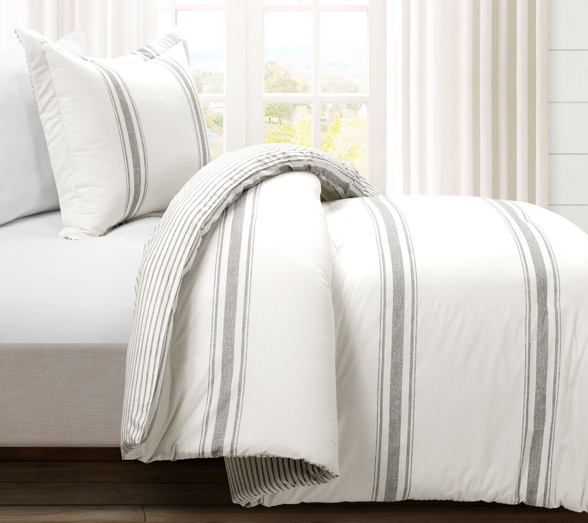 Farmhouse Stripe 2-pc Comforter Twin XL by LushDecor
