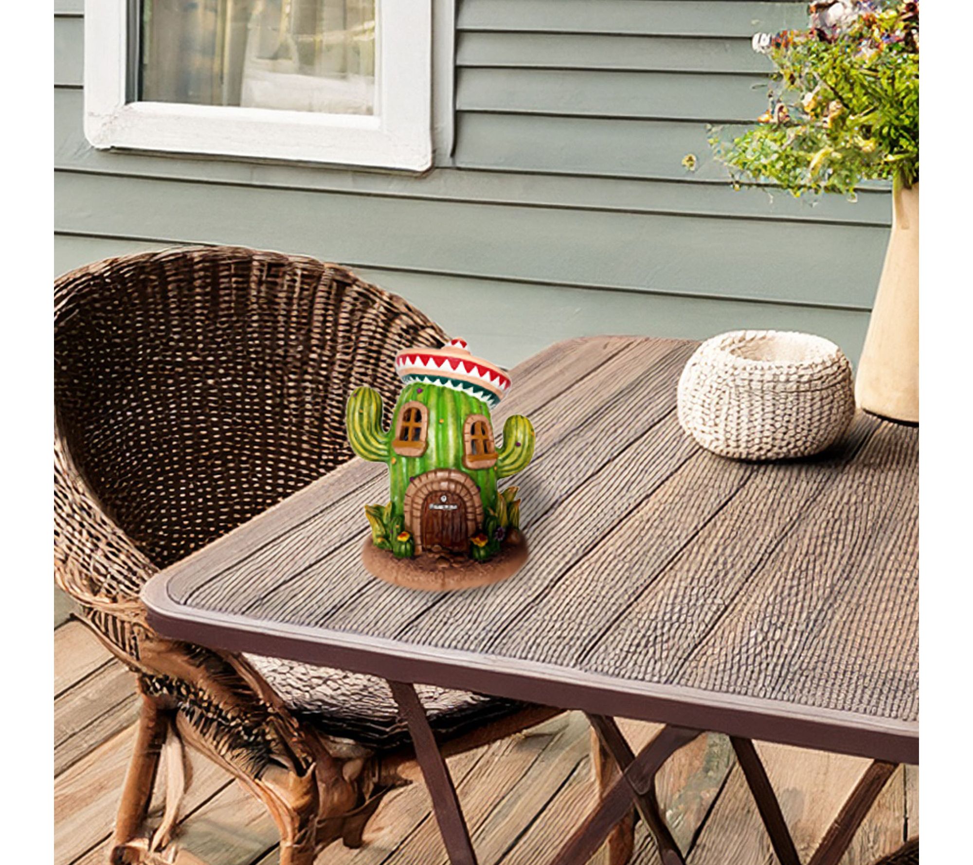 Santa's Workshop Inc 7.5" Resin LED Cactus House