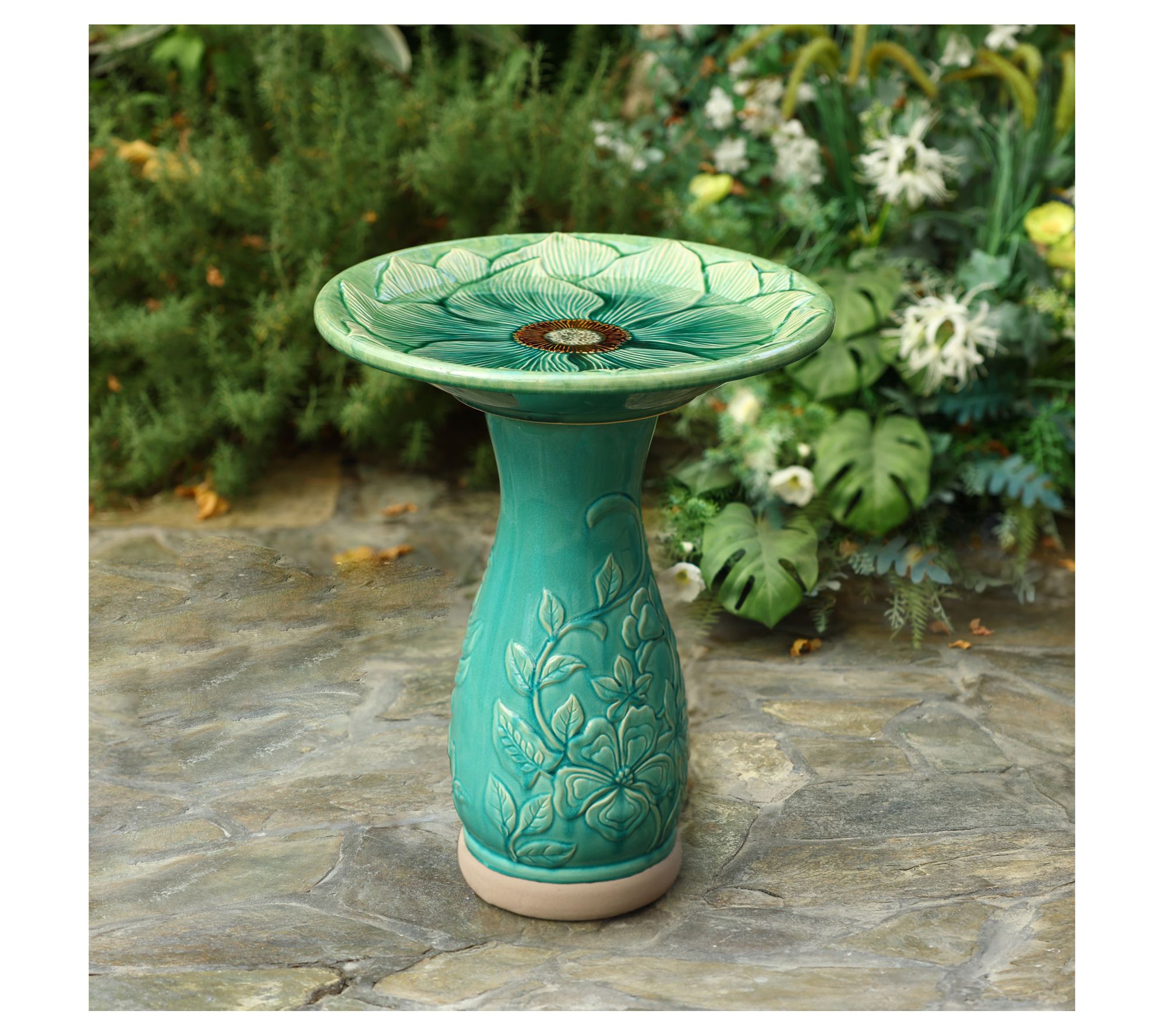 LuxenHome Aqua Glazed Flower Ceramic 22