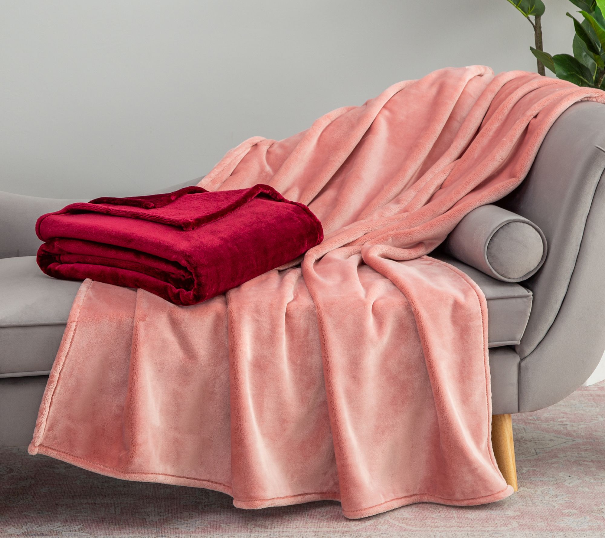 Berkshire Set of 2 Ultra Supreme Velvetsoft 60x70 Throws