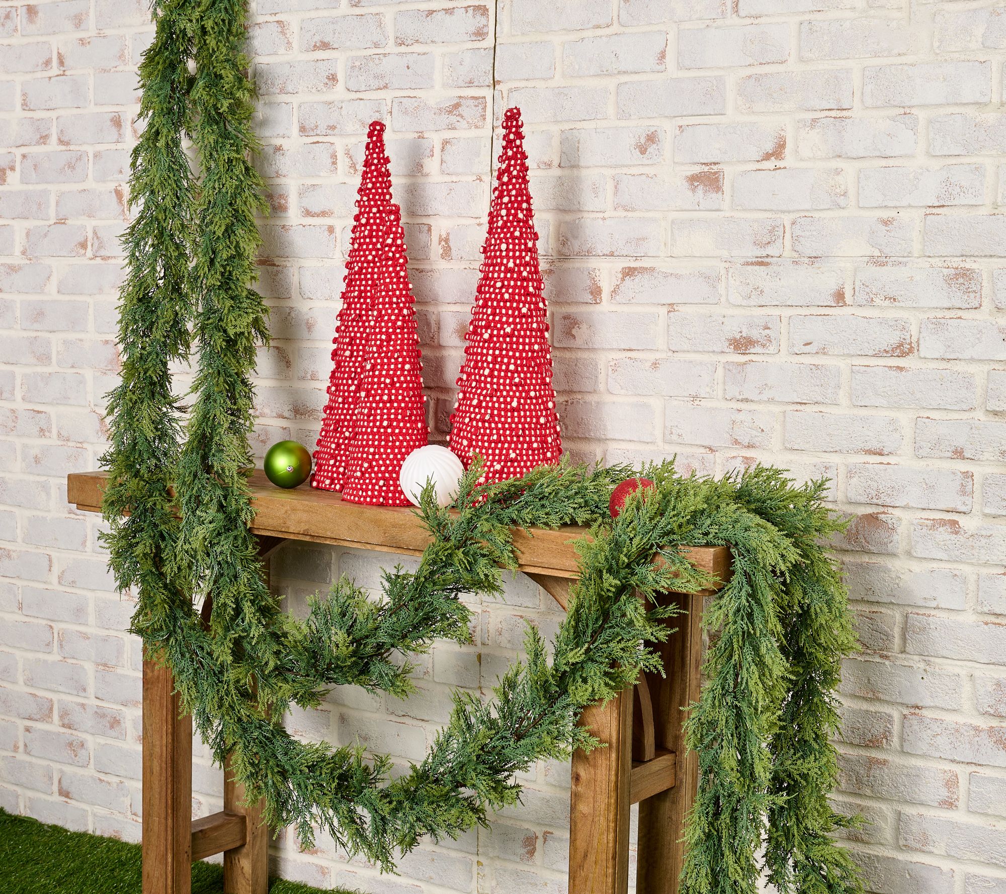 Wicker Park Set of 2 12' Oversized Cedar Garlands