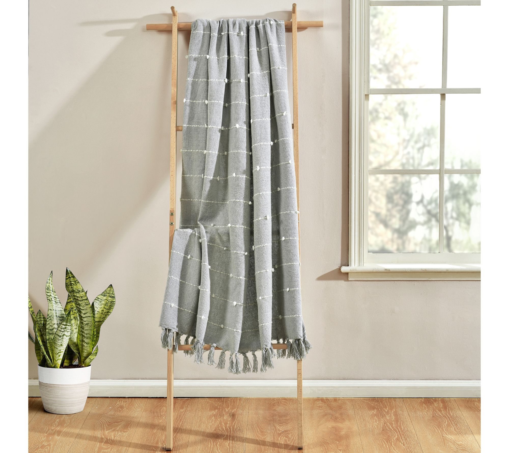 Boho Tufted Cotton Woven Tassel Fringe Throw byLush Decor