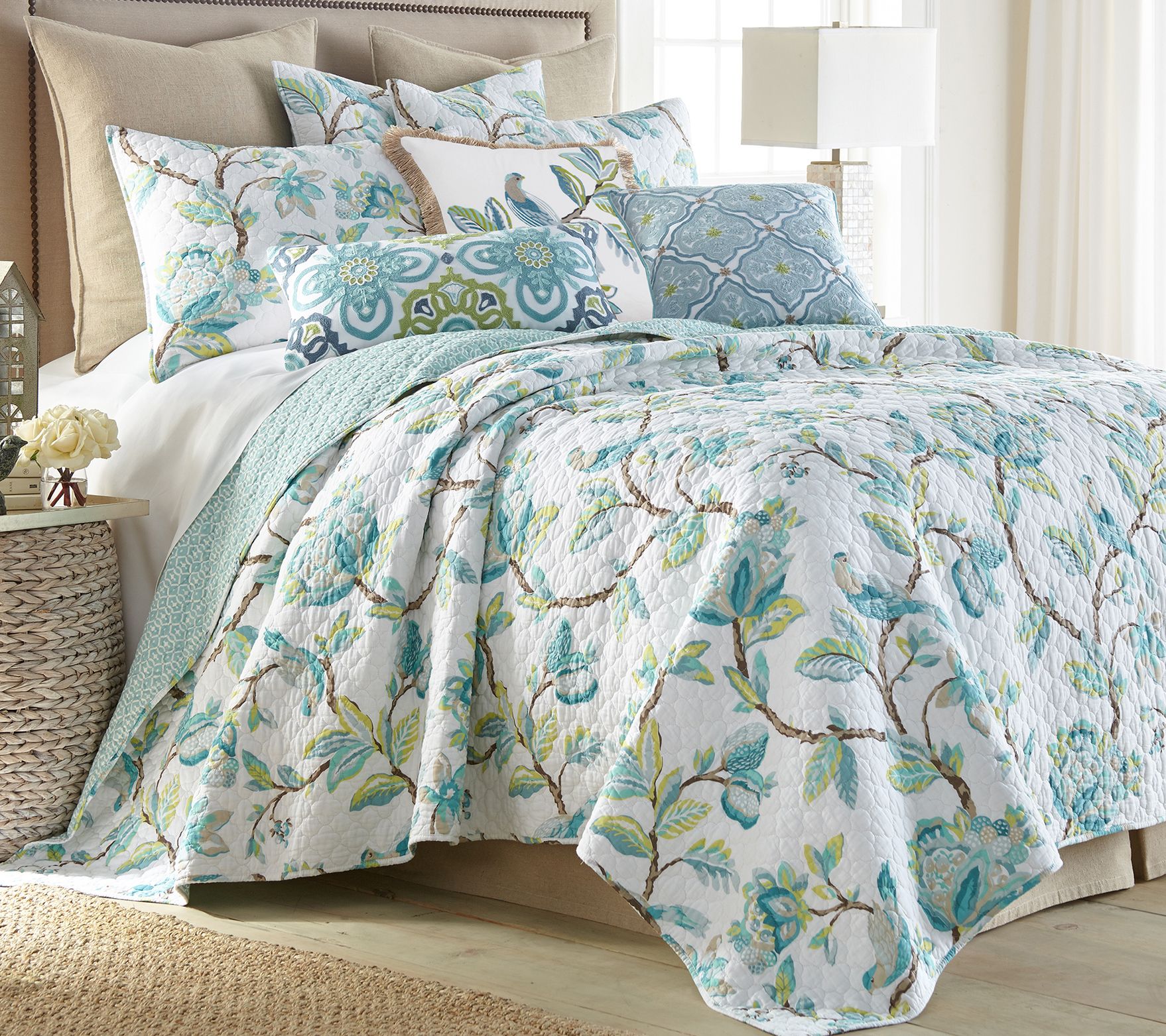 Levtex Home Cressida 3-Piece Floral Full/Queenuilt Set