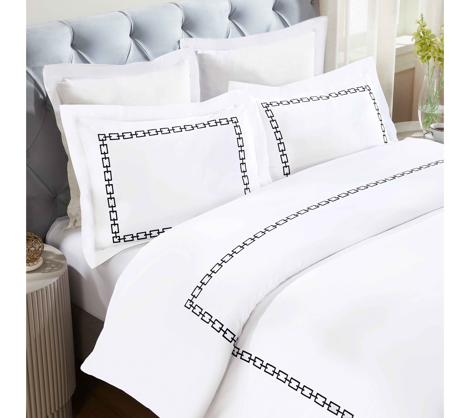 Superior Chain Links Cotton Embroidered Duvet Cover Set-kG/Cal
