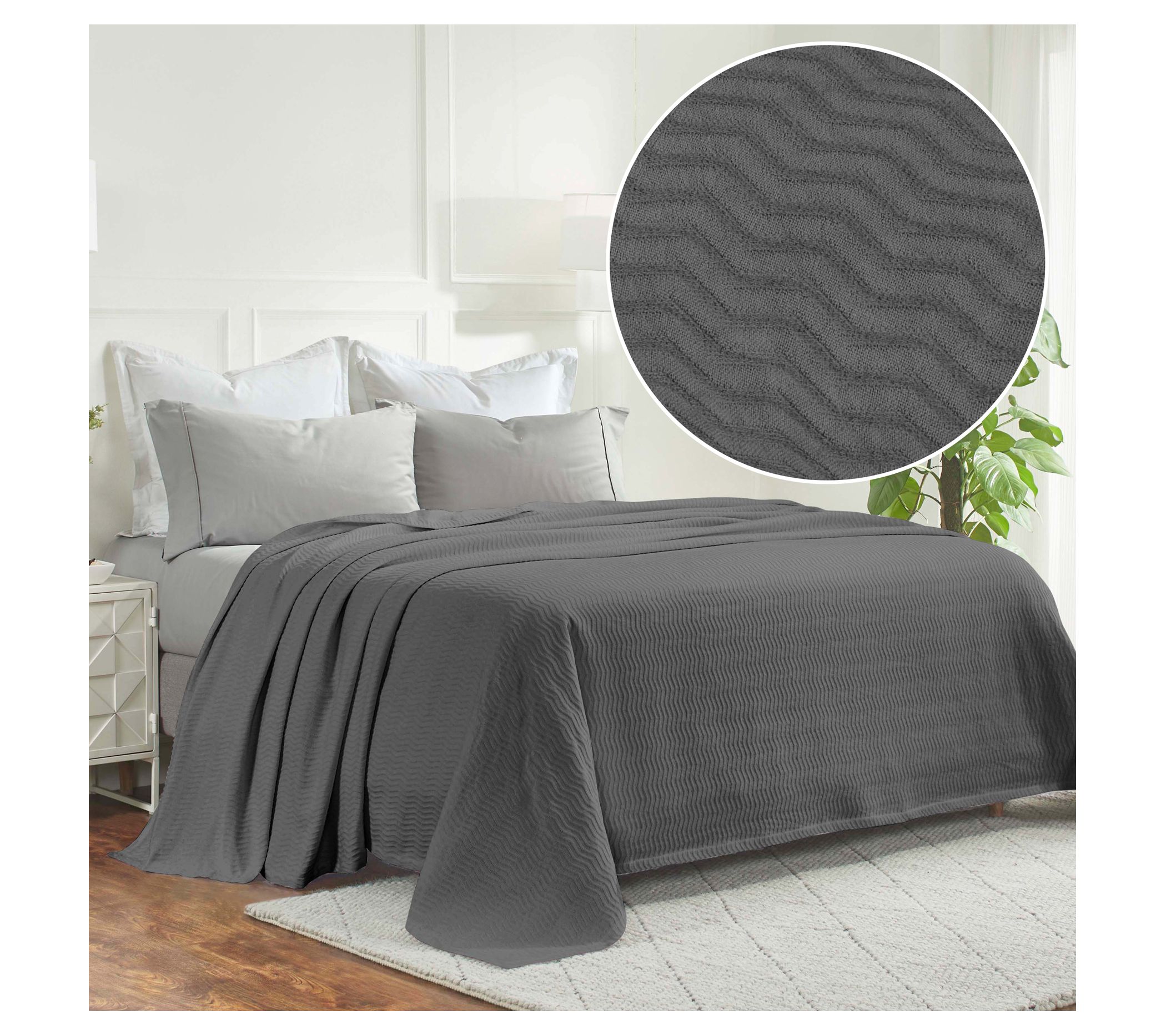 Superior Jena C otton Textured Chevron Woven B lanket, King