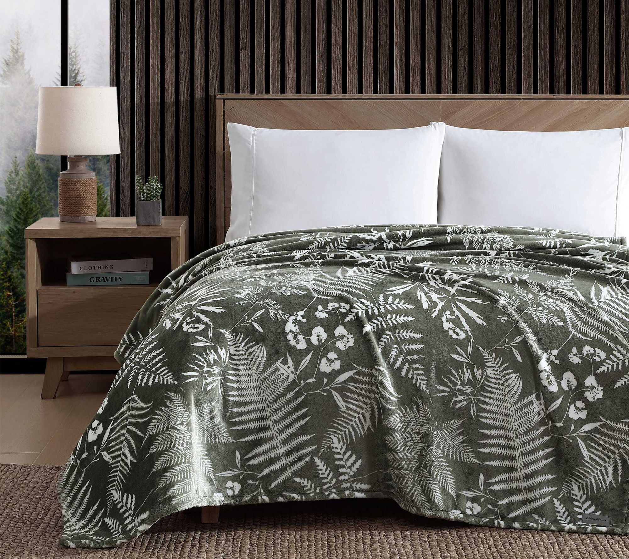 Eddie Bauer Fern Garden Green Plush Fleece TwinBlanket