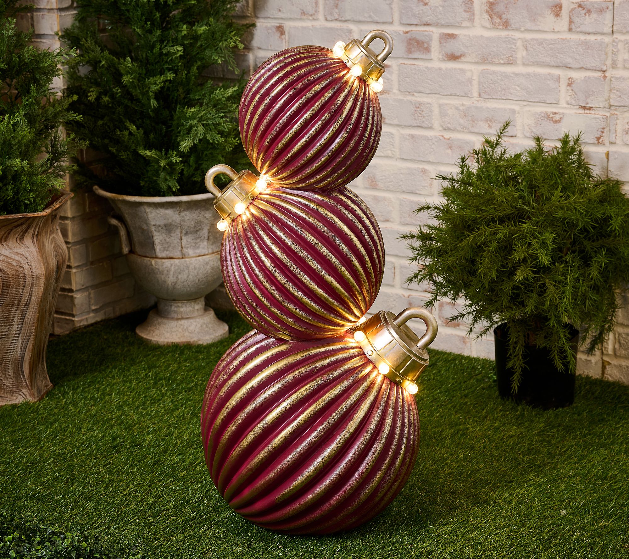 "As Is" Illuminated Indoor/Outdoor 32" Stacking Ornaments