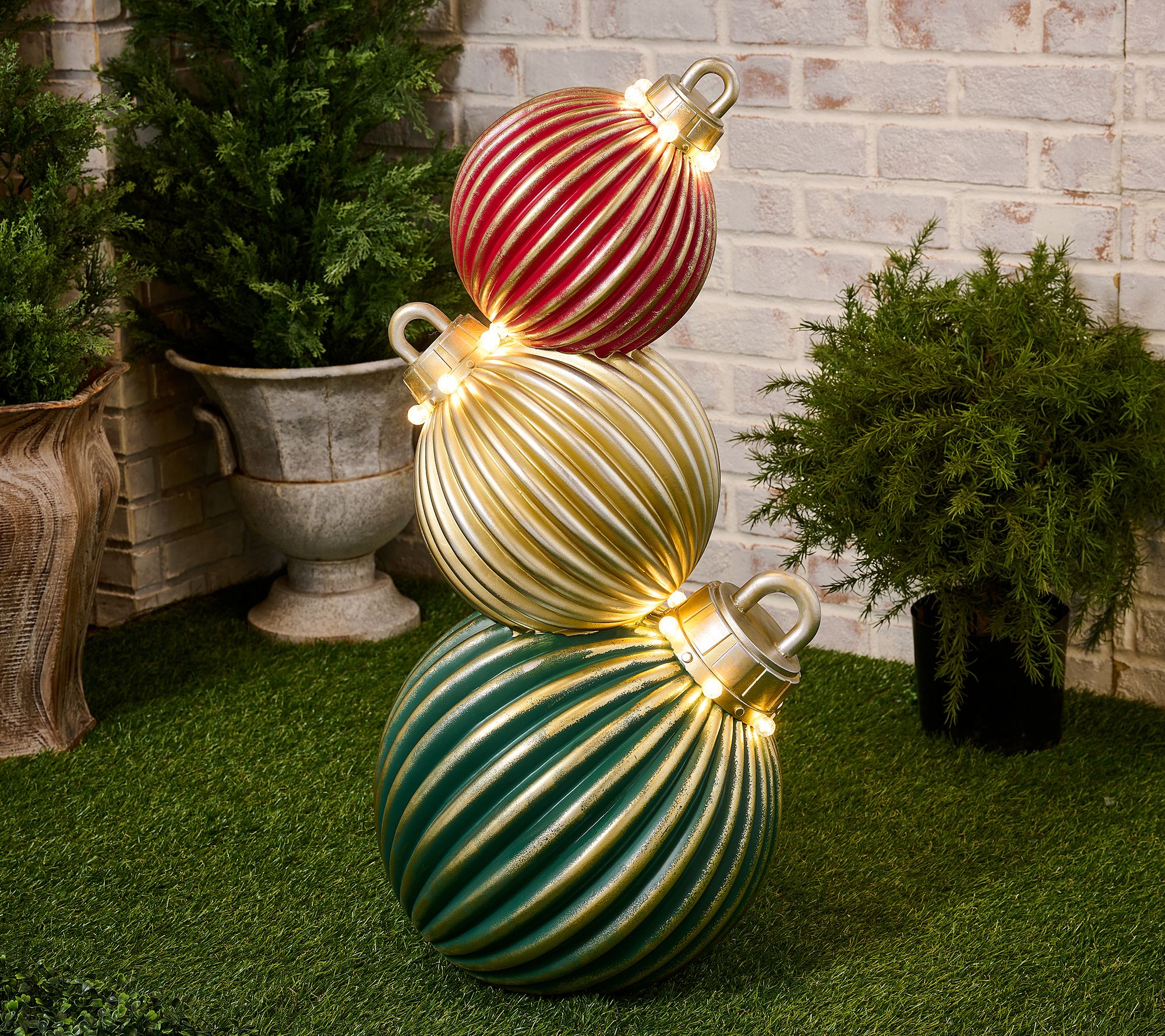 "As Is" Illuminated Indoor/Outdoor 32" Stacking Ornaments