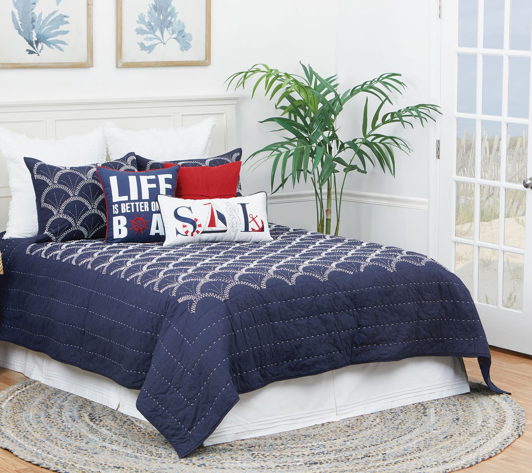 Scallop Twin Quilt Set by Valerie