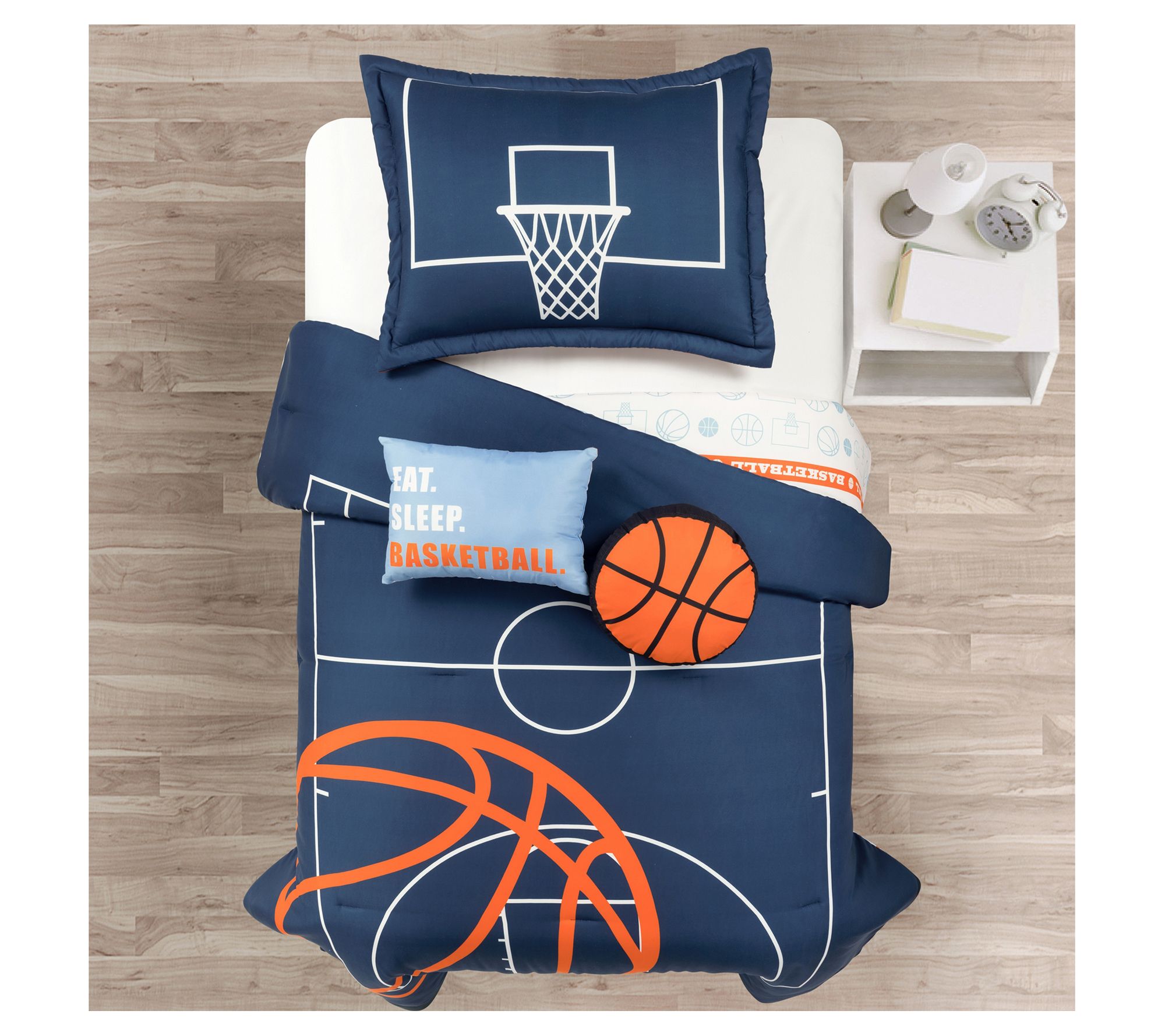Basketball Game Oversized Comforter 4-Pc Twin b y Lush Decor
