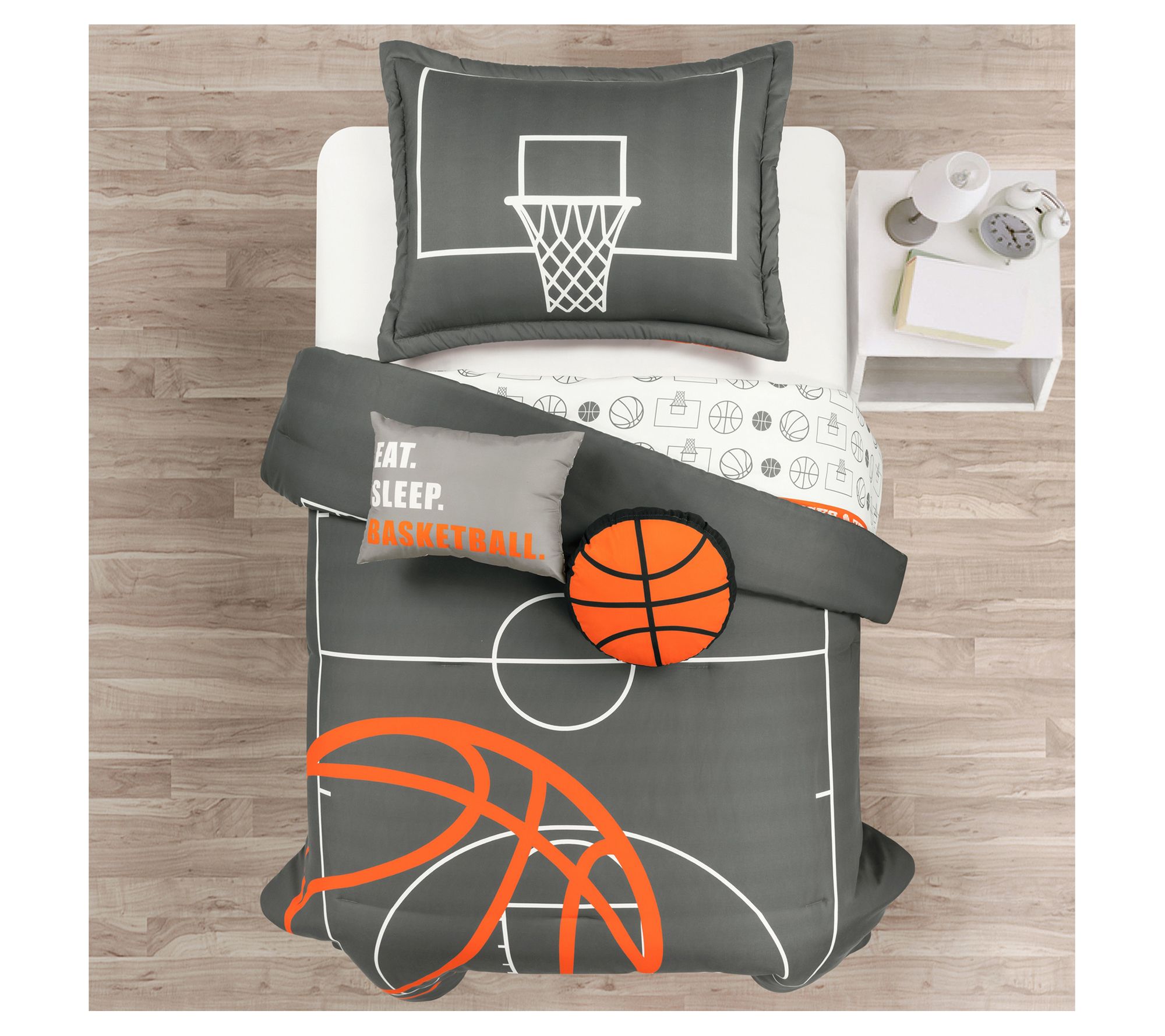 Basketball Game Oversized Comforter 4-Pc Twin b y Lush Decor
