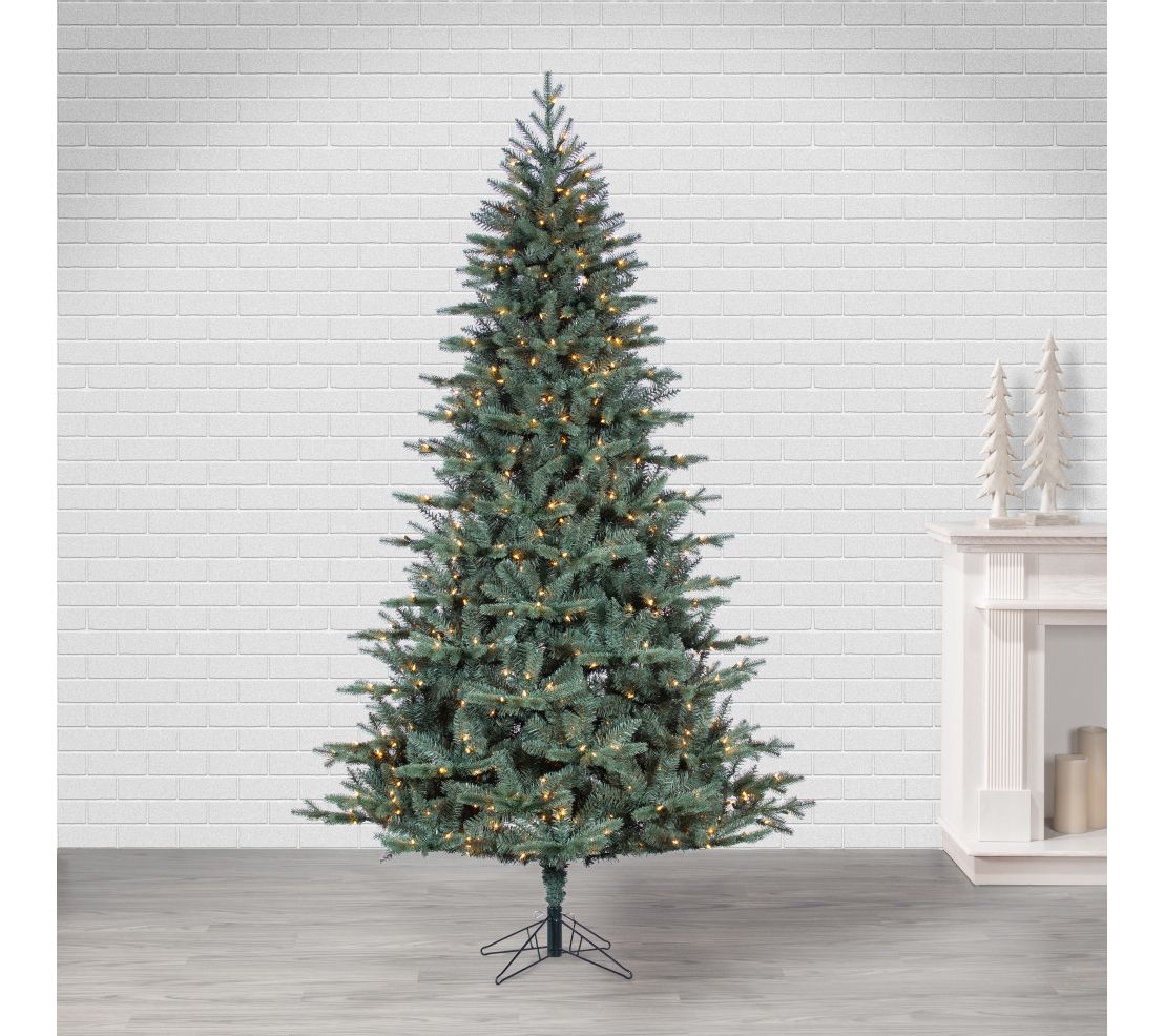 7.5 ft Prelit Warm White LED Blue Spruce Tree b y Sterling