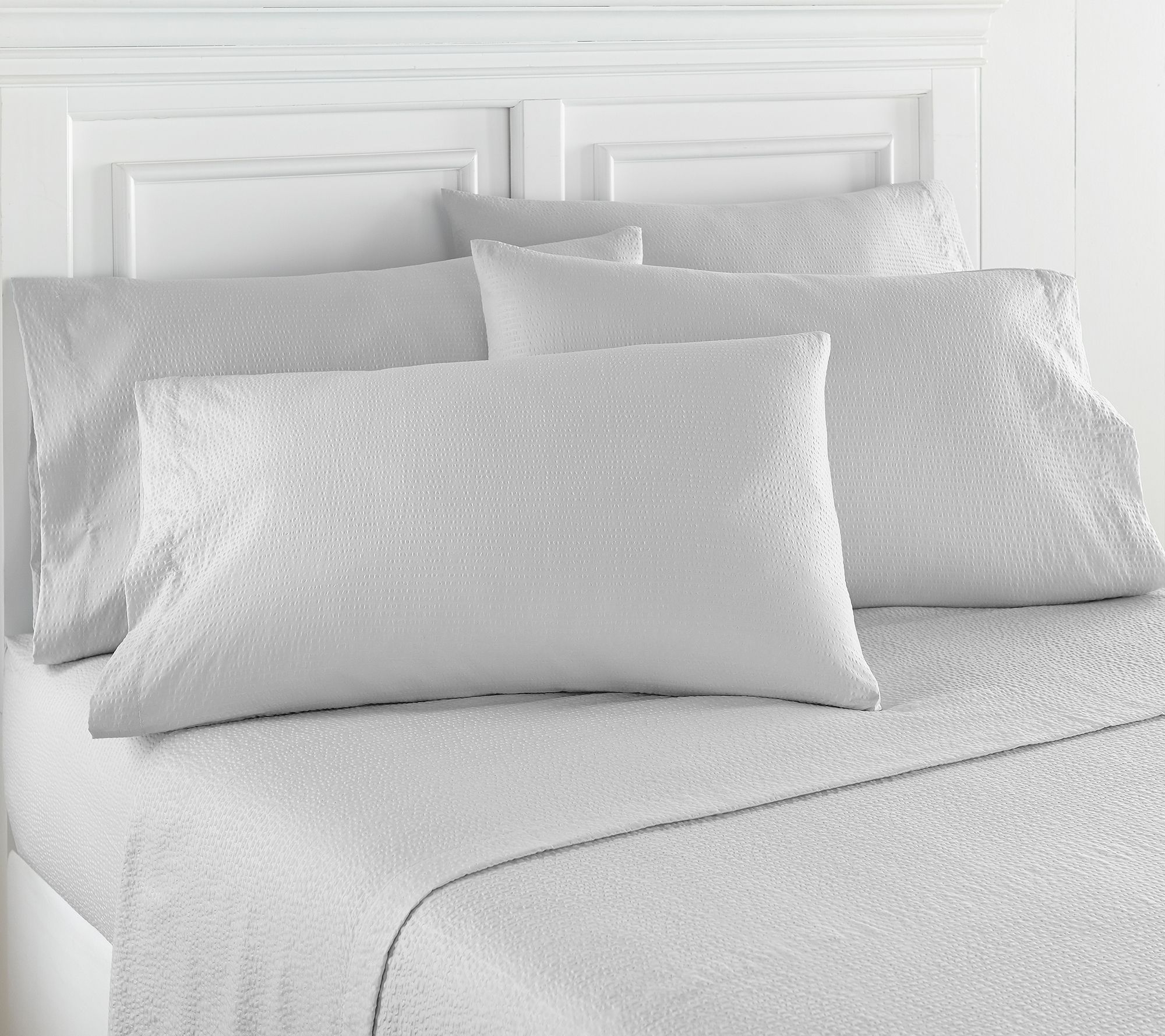 Shavel Home Full Seersucker Sheet Set