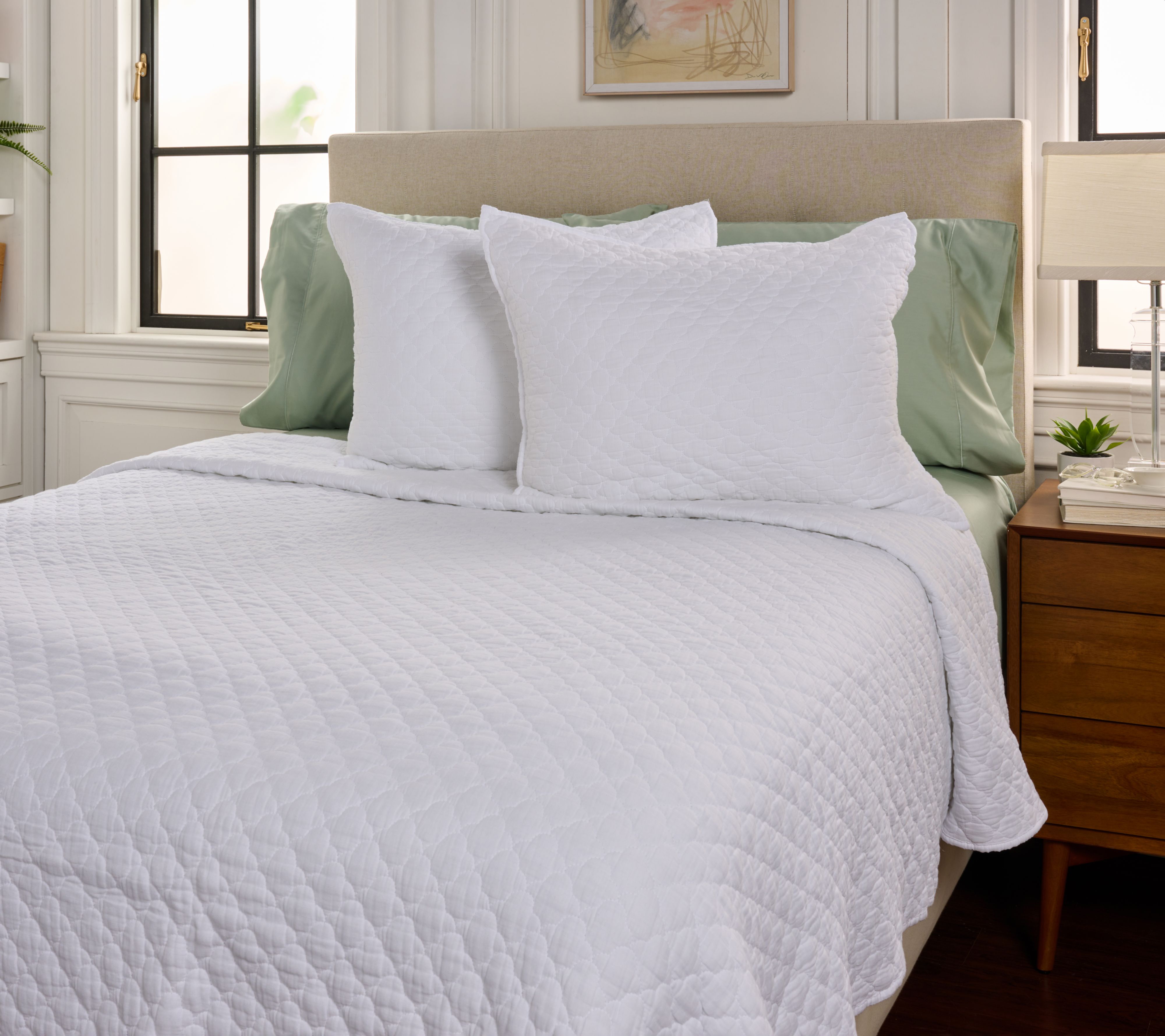 Mrs. H by Dee Hilfiger Coverlet and Sham Set