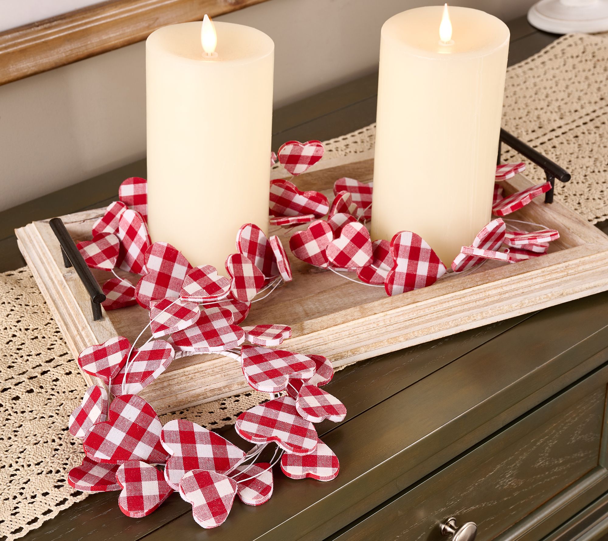 "As Is" Set of 3 Red & White Checkered Heart Candle Rings by Valerie