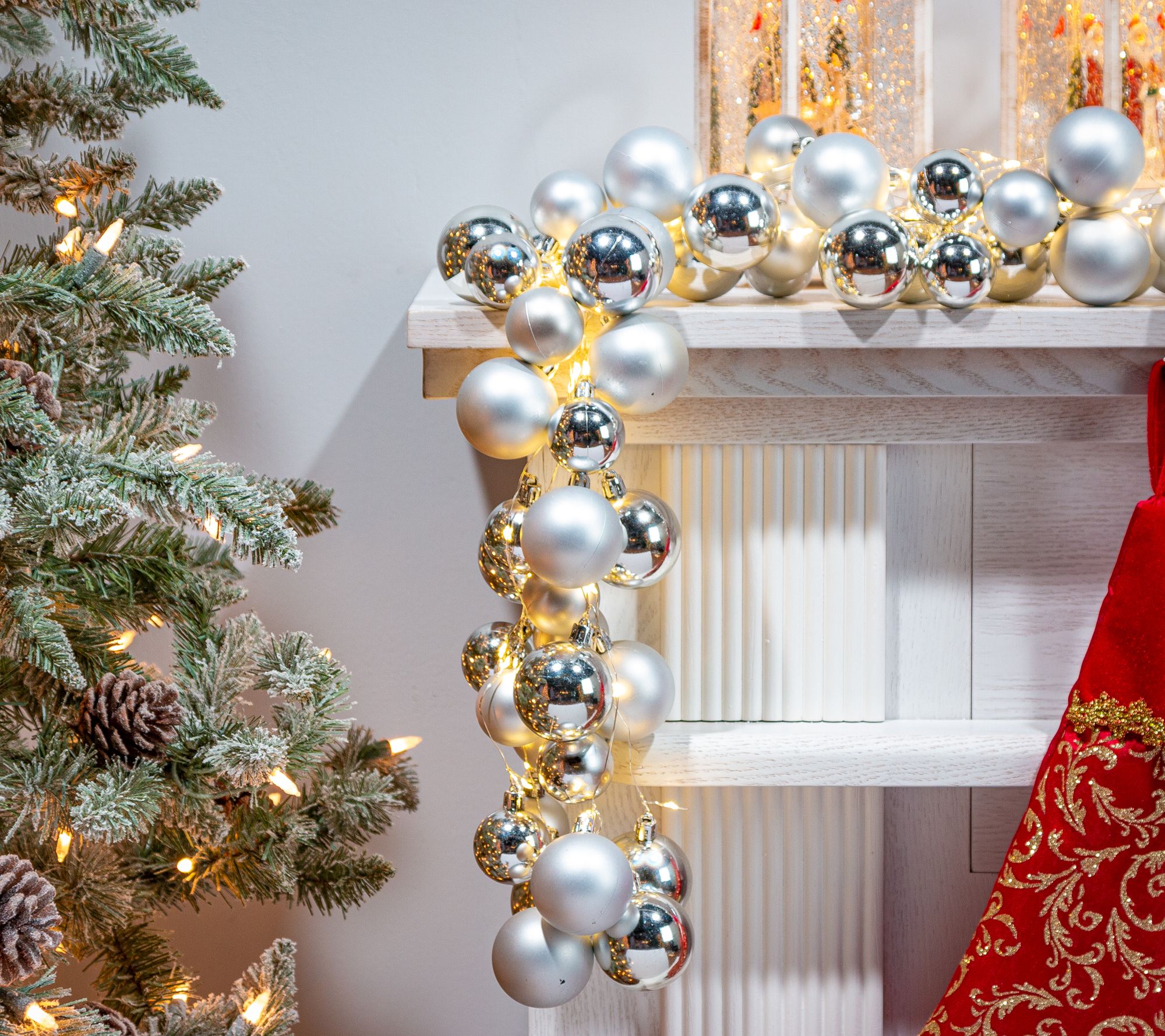 58.5Inch L Lighted Silver Ornament Garland by Gerson Co