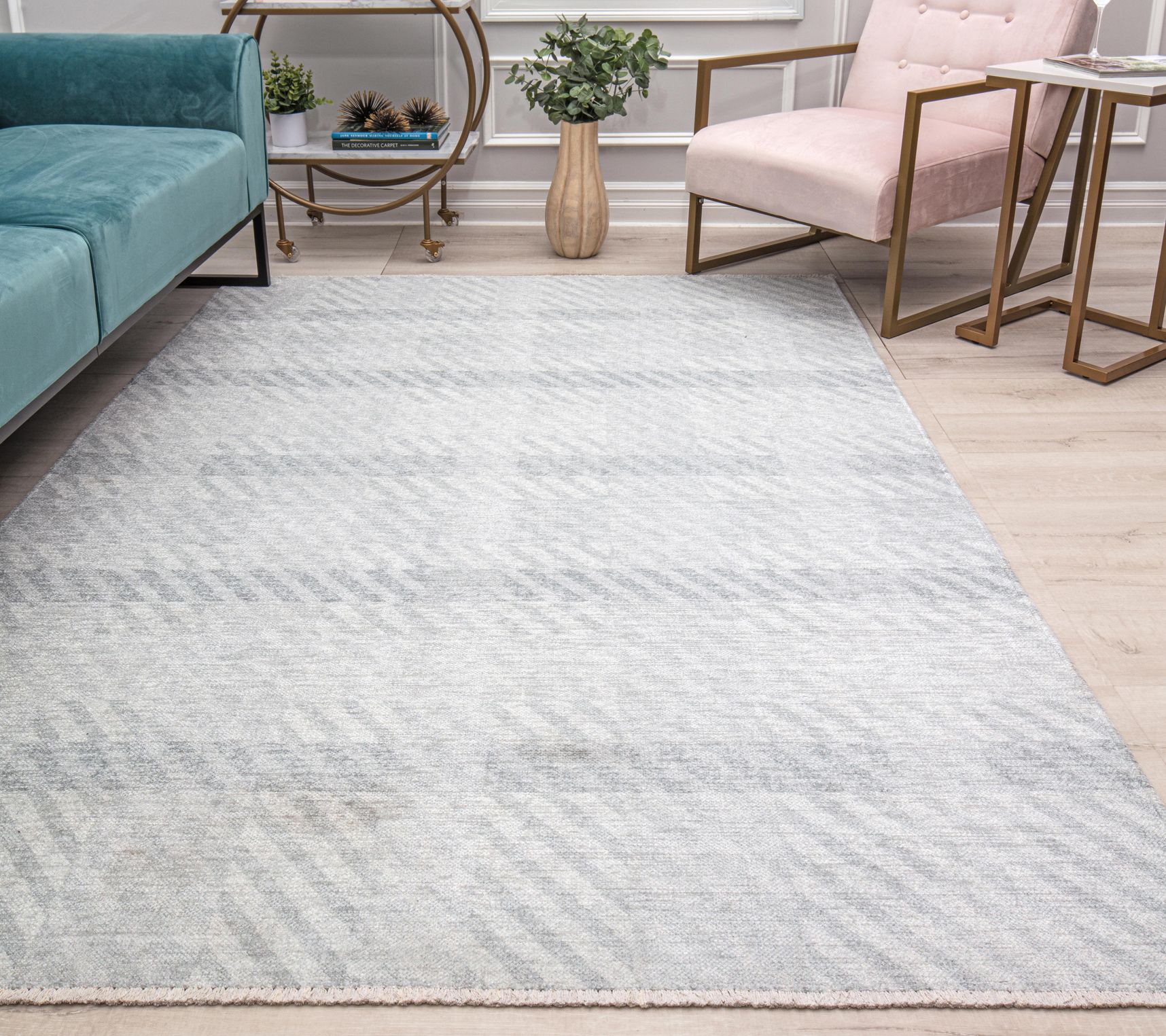 Isaac Mizrahi Serafina Cozied Up 2' x 8' Runner