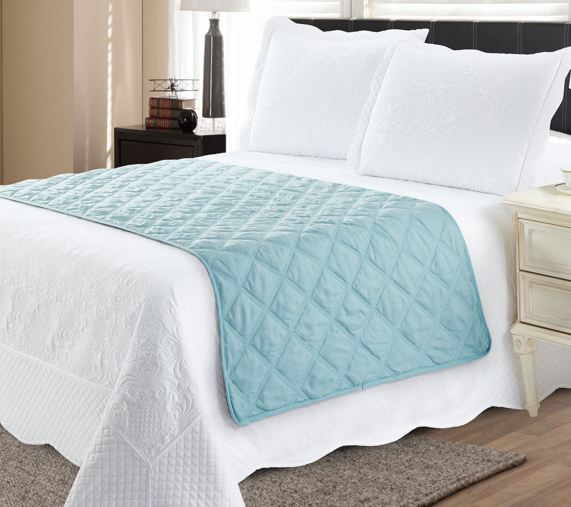 Couch Guard Reversible Bed Runner