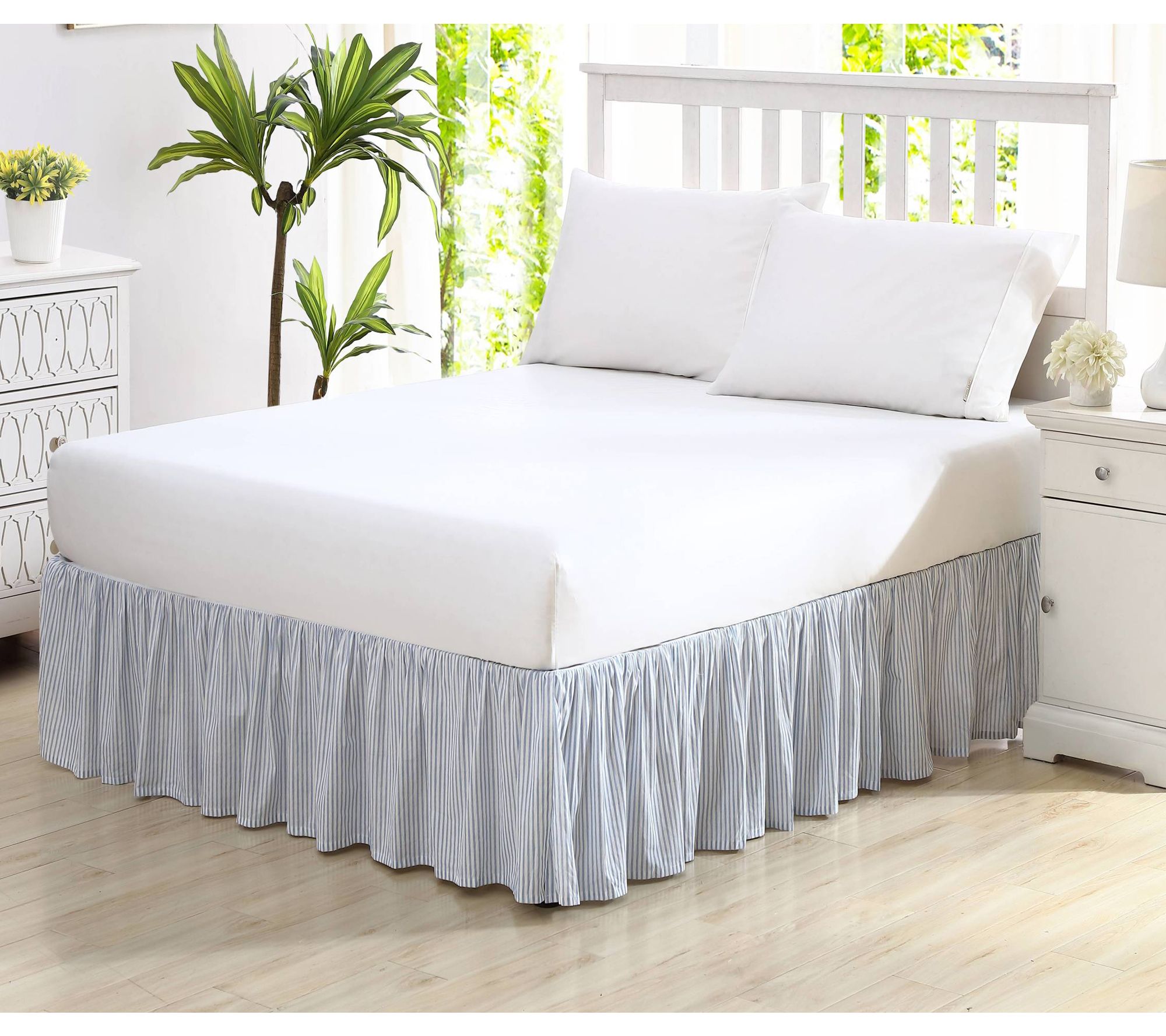 Laura Ashley Classics Blue King Bedskirt Ruffled