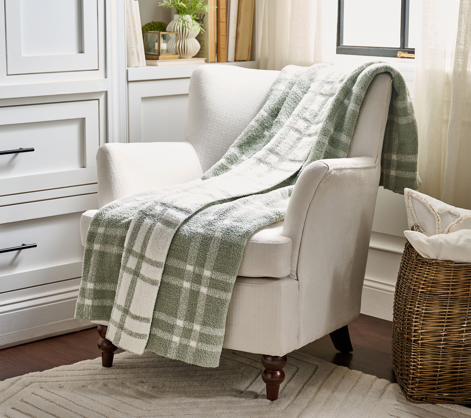 Home Reflections Reversible Cozy Knit 60x70 Plaid Throw