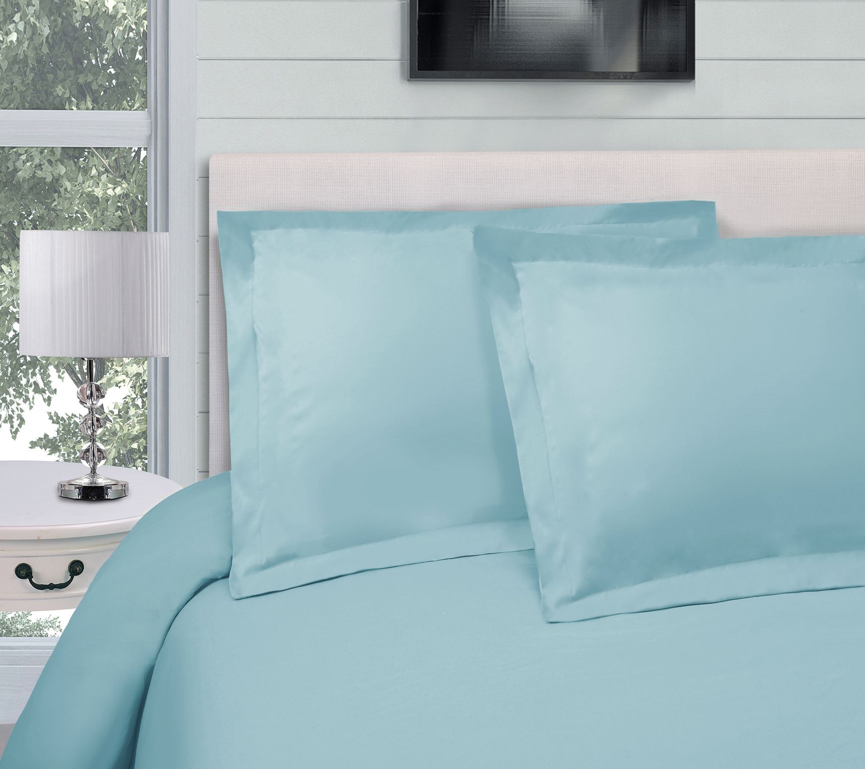 Superior 300-Thread Count Solid Duvet Cover Set , Full/Queen