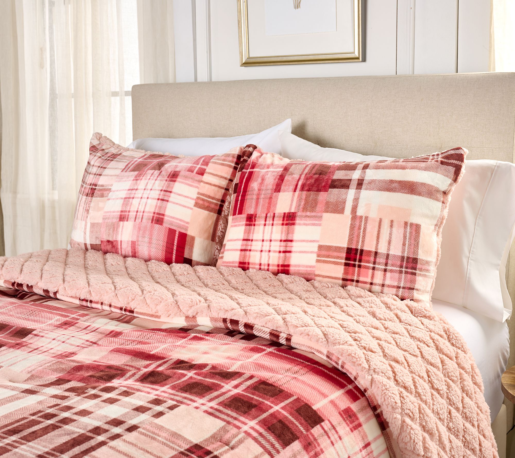 Home Reflections Plush rev Sherpa Comforter-Queen