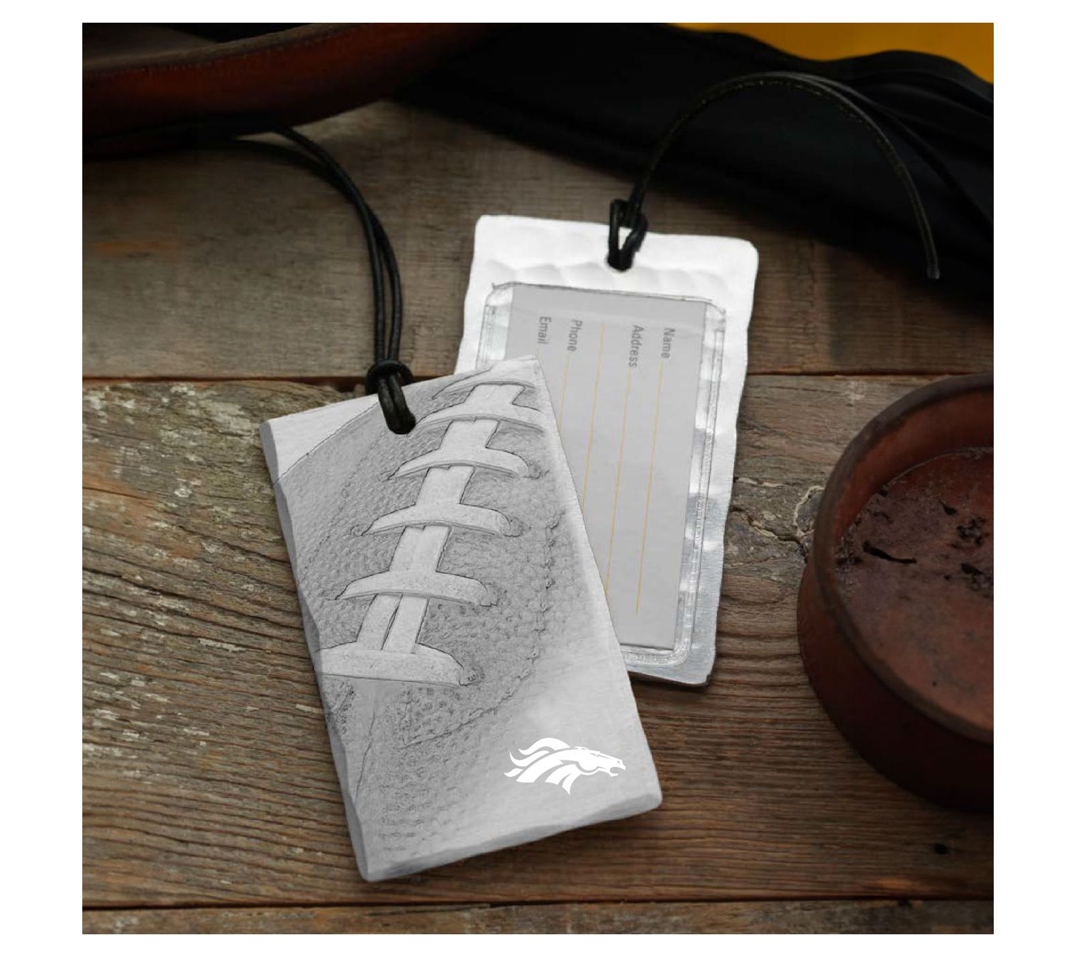 Wendell August NFL Football Bag Tag