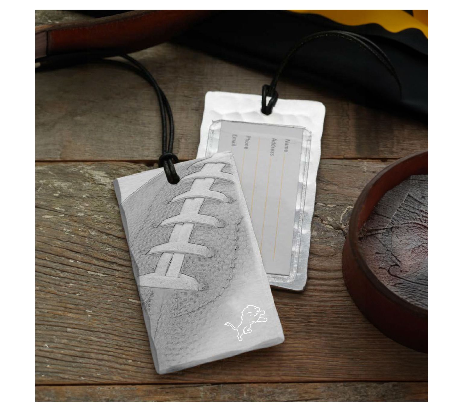 Wendell August NFL Football Bag Tag