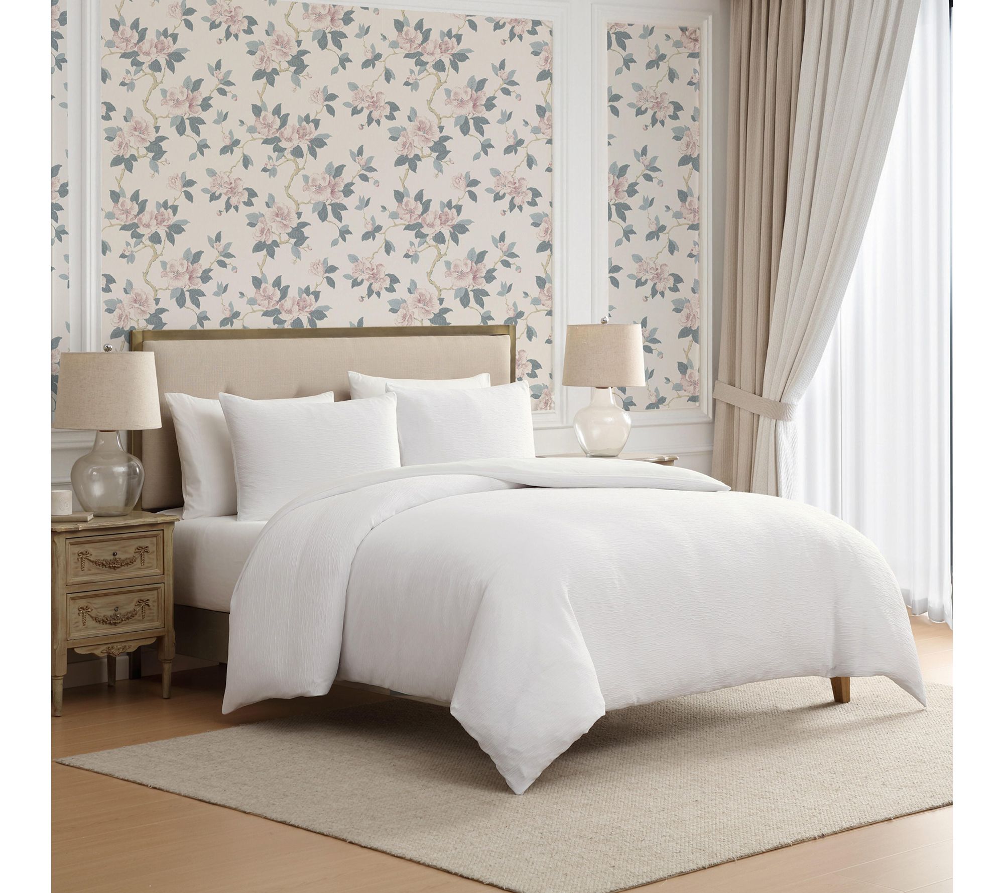 Laura Ashley Crinkle Snow White Woven Gauze King Duvet Set