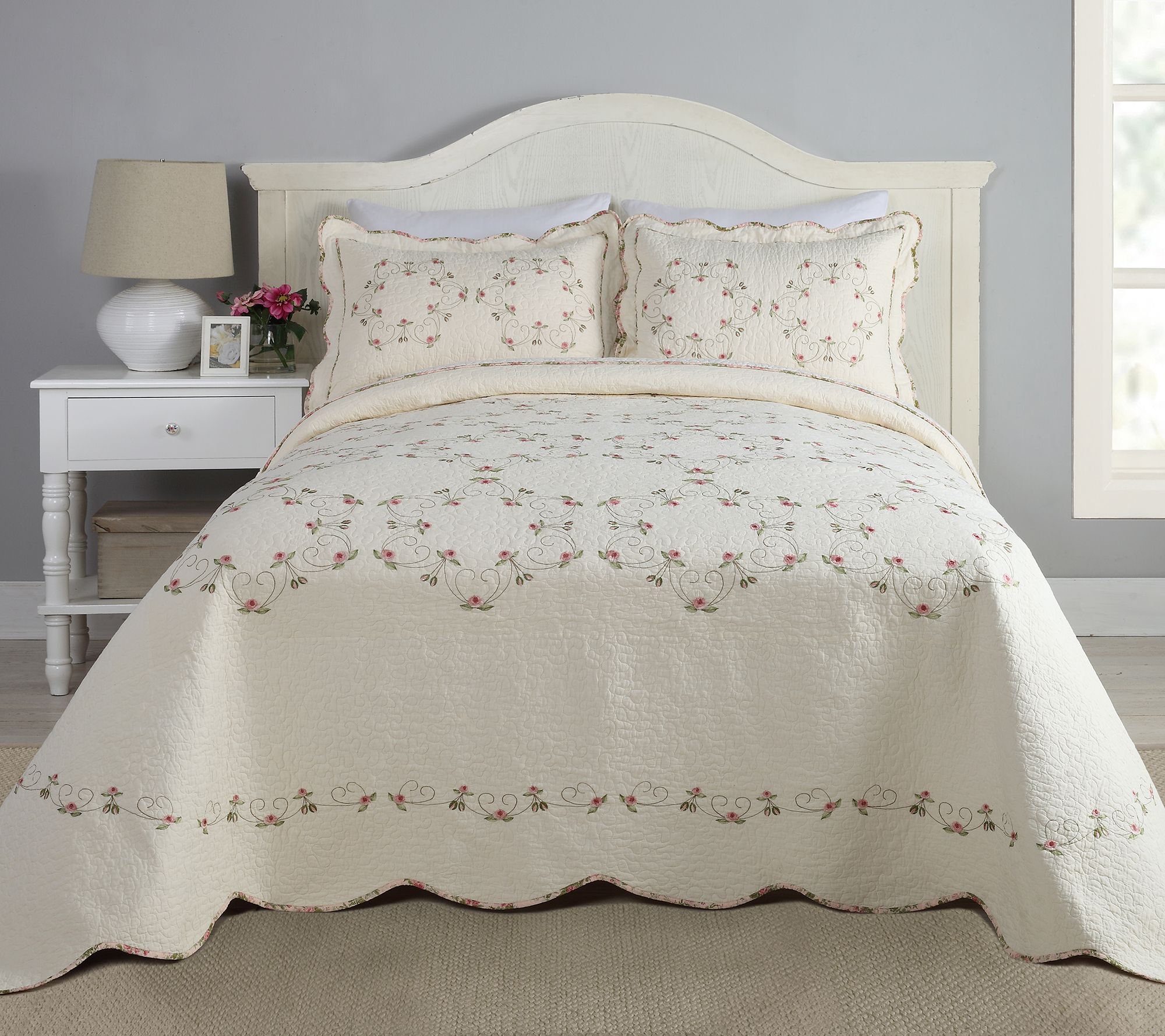 Modern Heirloom Felisa King Bedspread - QVC.com