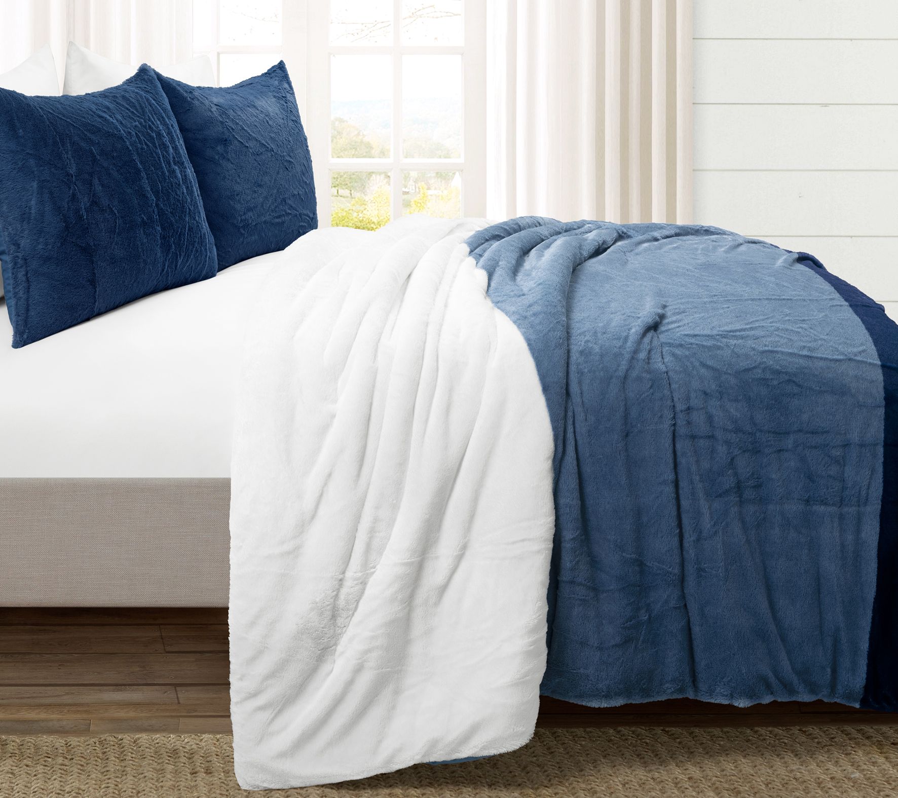Lush Decor Farmhouse Color Block Ultra Comforter 2Pc Twn