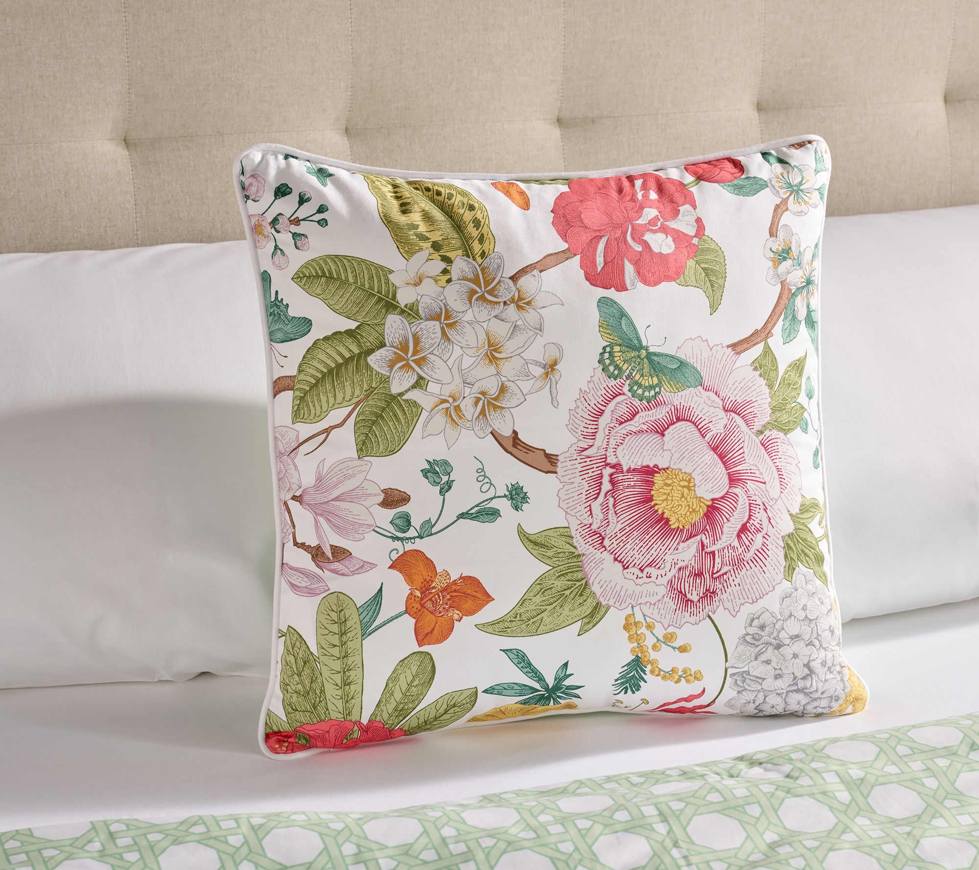 Mrs. H by Dee Hilfiger 20" x 20" Decorative Pillow w/Piping