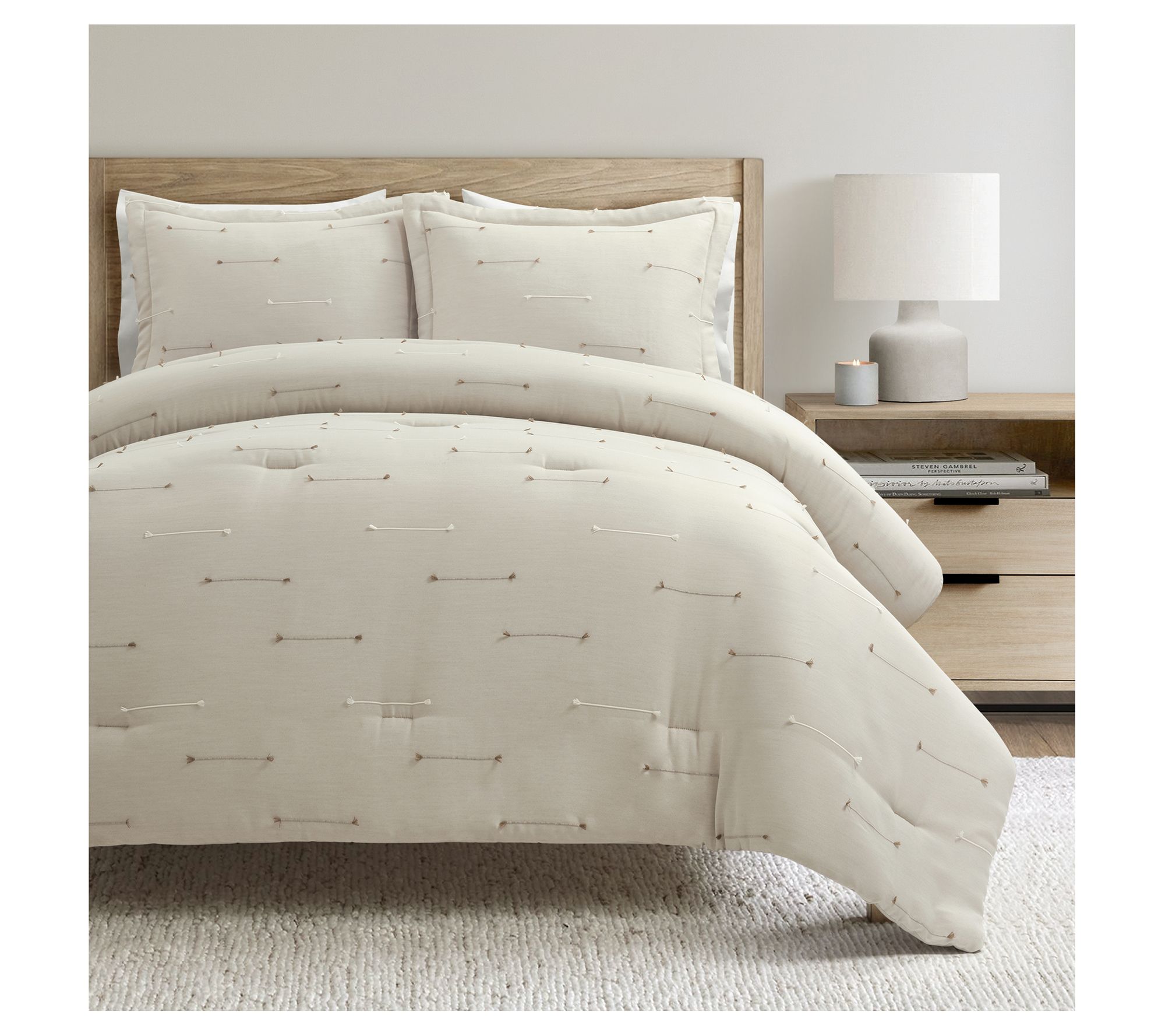 Lush Decor Boho Stripe Clip Ja cquard Comforte r Set- King/Cal