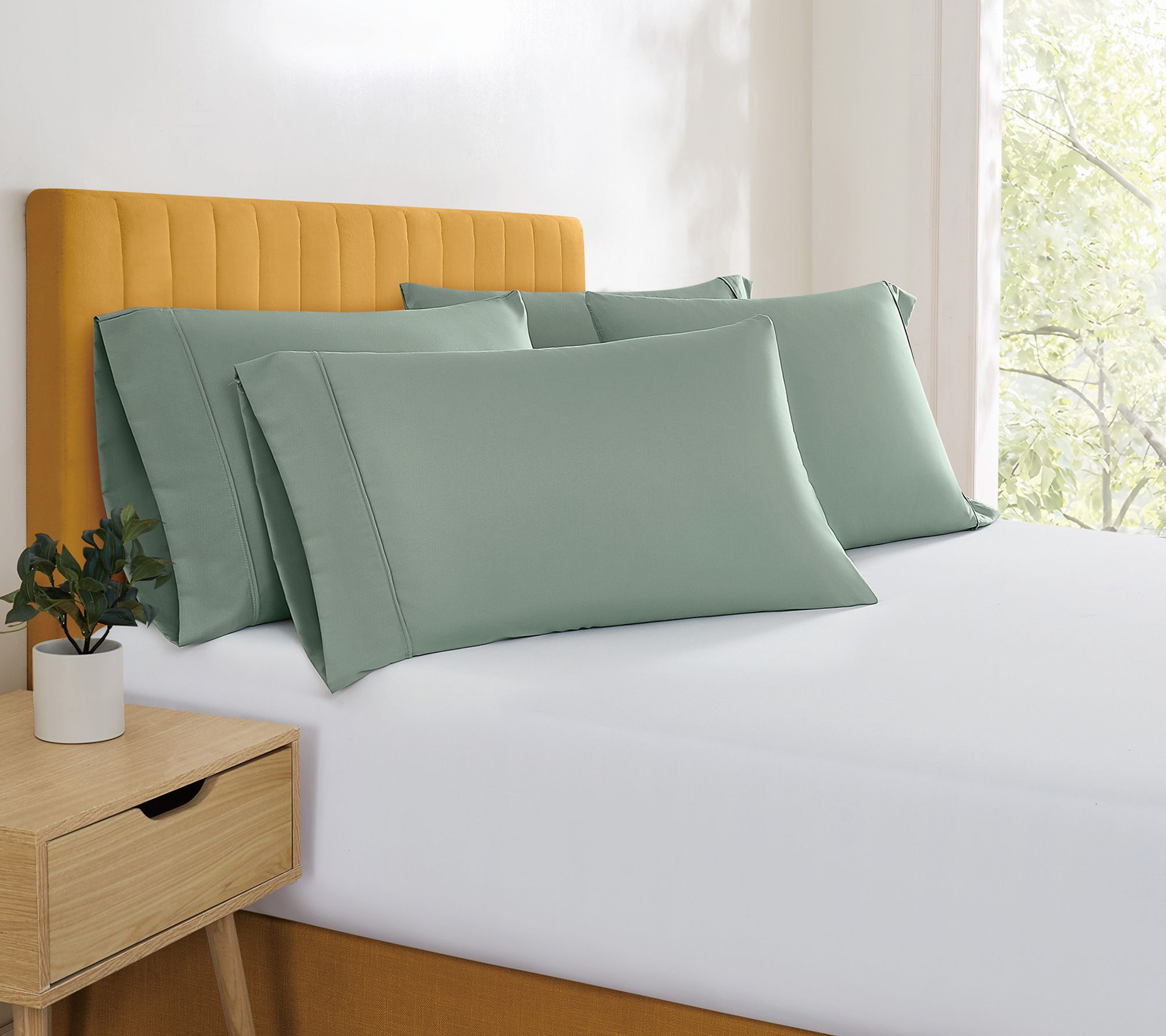 Simmons Essential Solid 4 Pack Standard Pillowcase