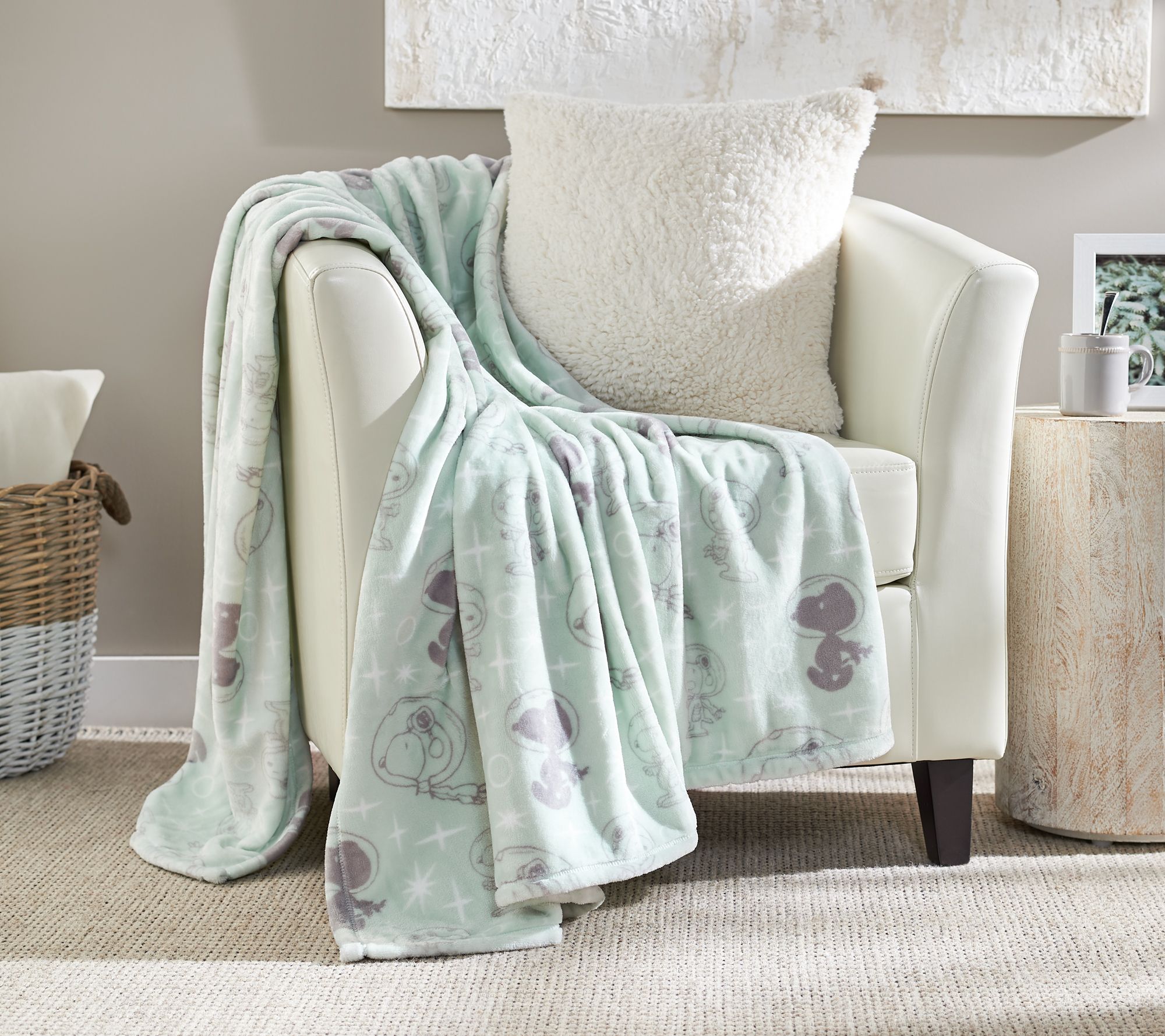 Berkshire Blanket 55"x70" Limited Edition Snoopy in Space Peanuts Throw